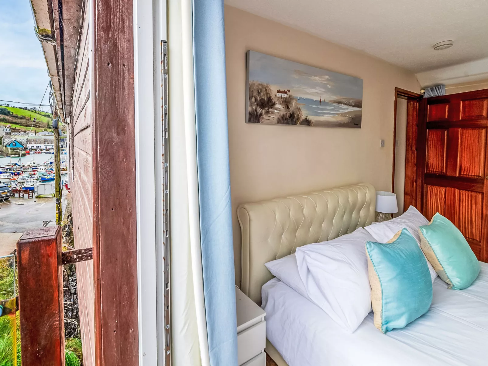 Harbourside Hideaway-Dedans