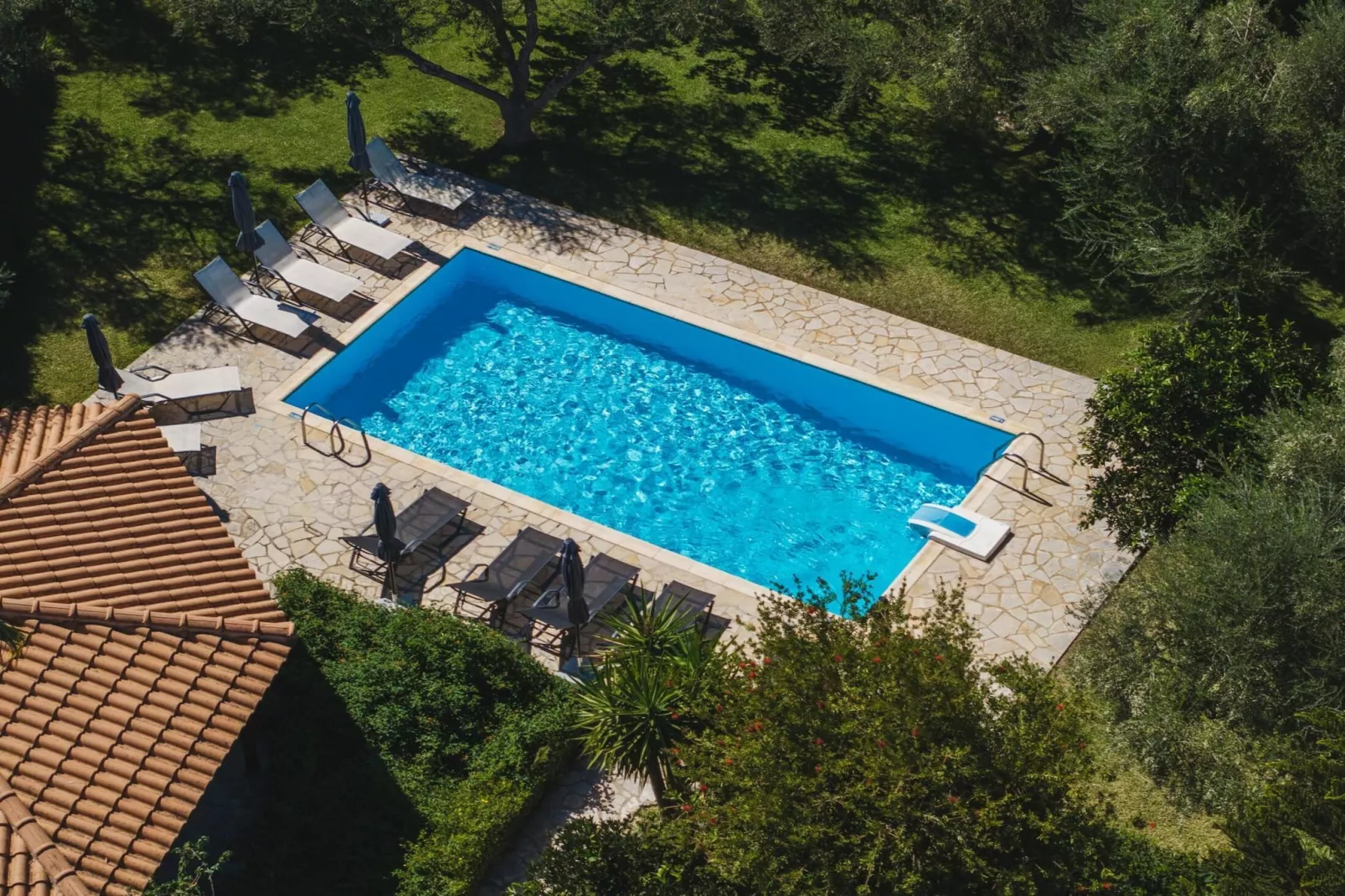 Villa Lilly with private pool-Aussicht Sommer
