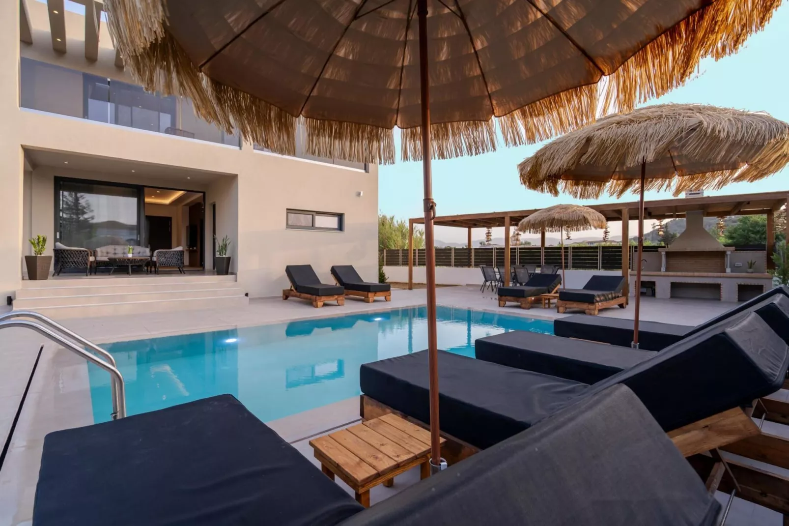 Diamond Villa with swimming pool - 10554415