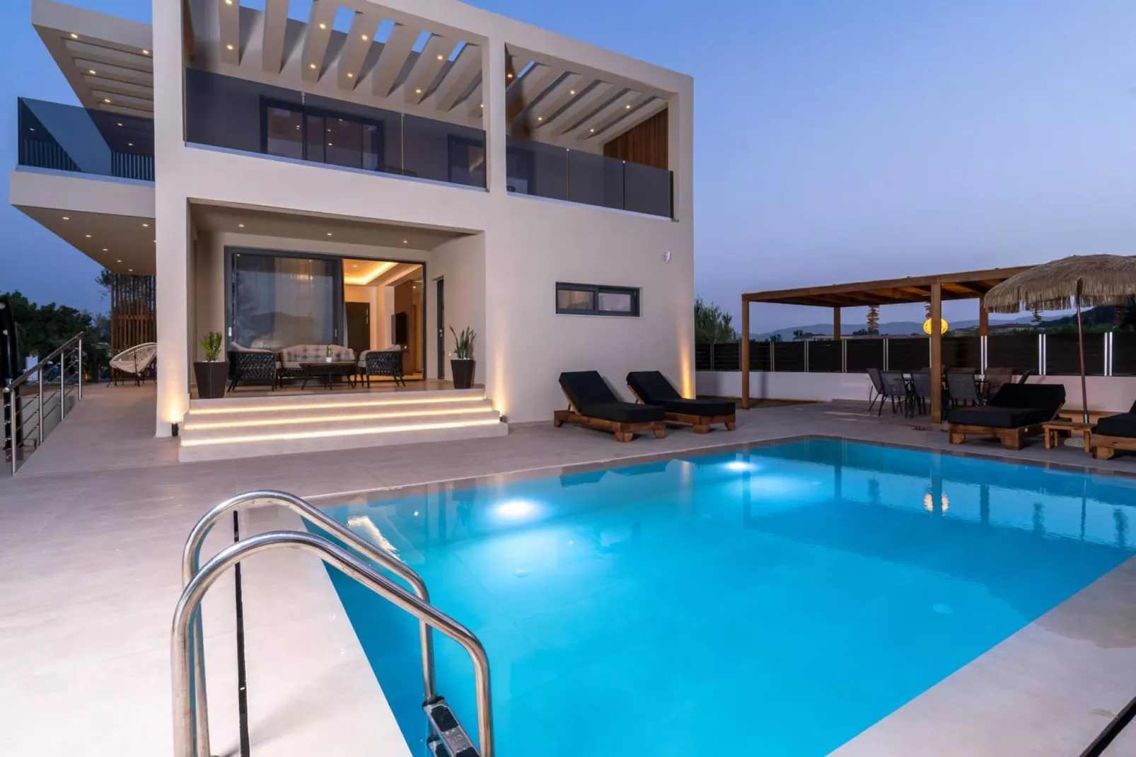 Diamond Villa with swimming pool - 10554416
