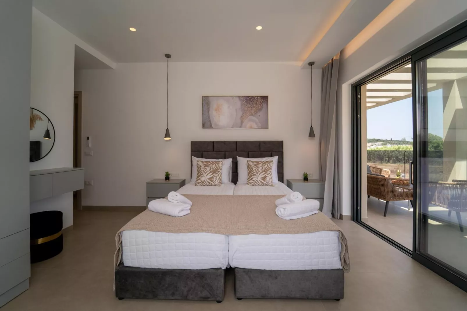Diamond Villa with swimming pool - 10554427