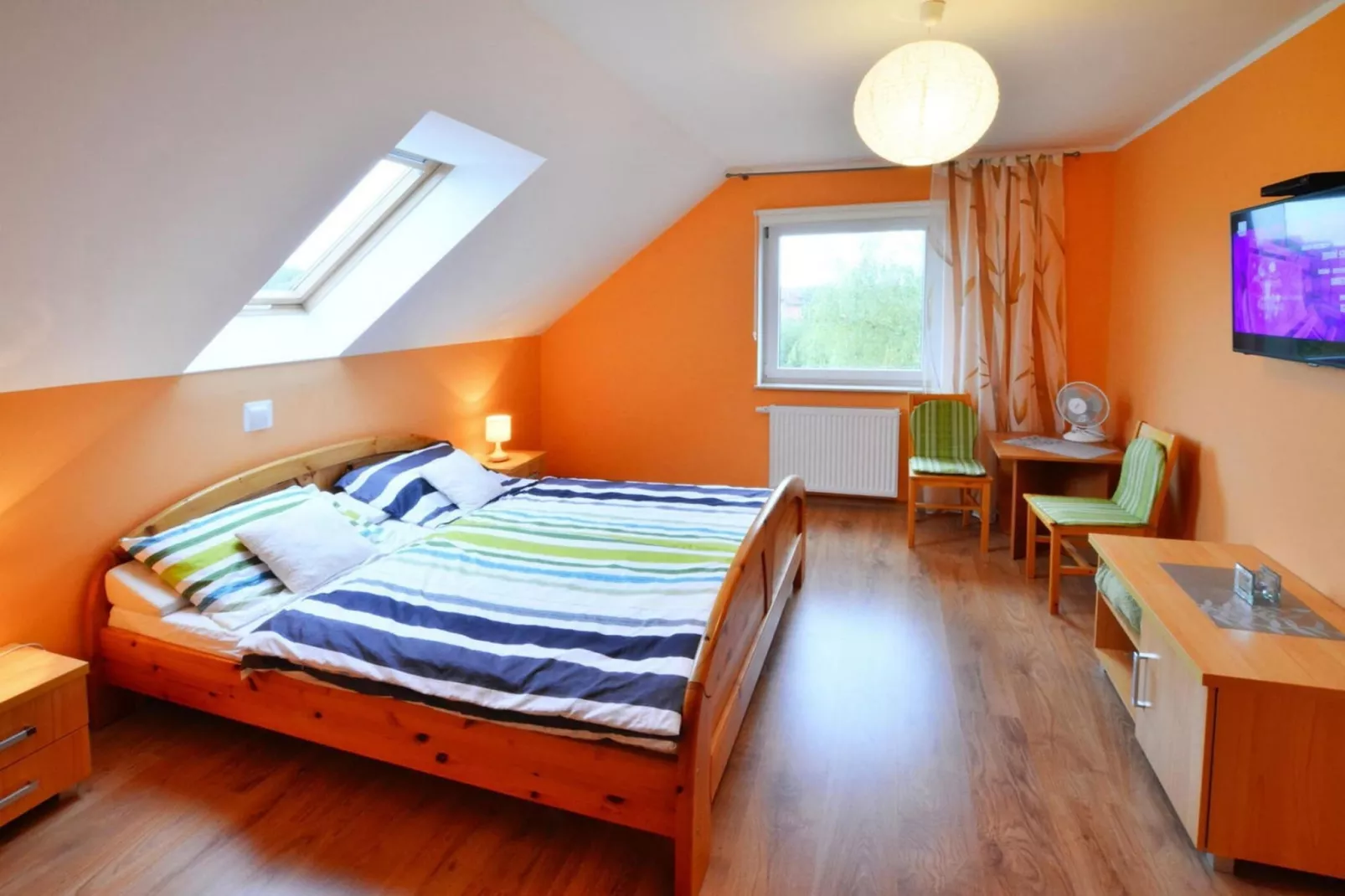 Mieszkanie wakacyjne Korzystno-Bedroom