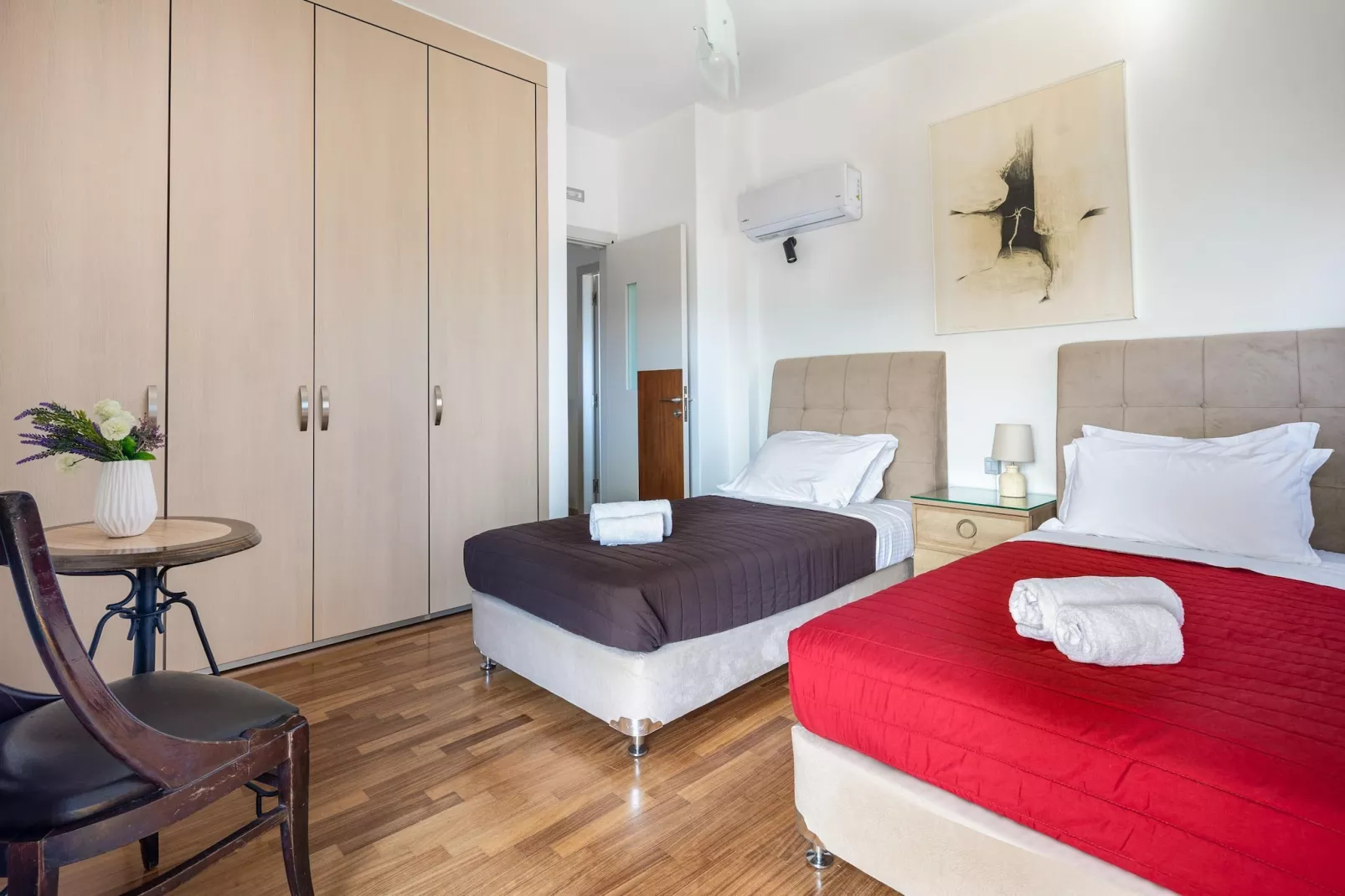 Villa Friends with private pool-Bedroom