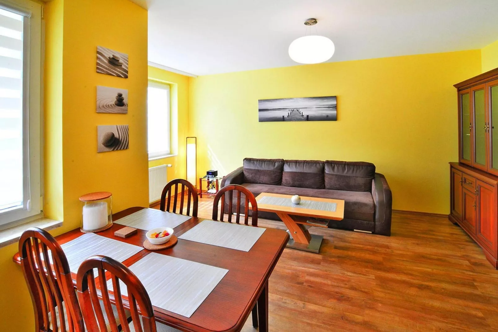 Apartment Kolobrzeg-Dining room