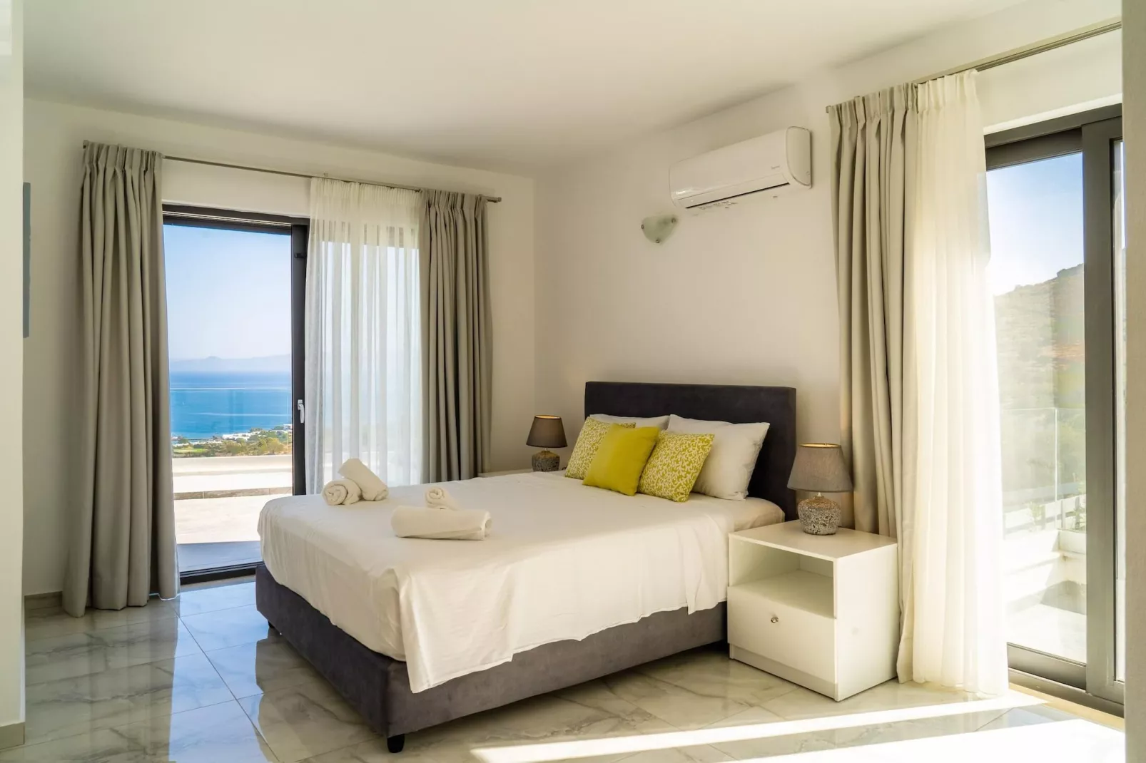 Joy of the Sea villa-Bedroom