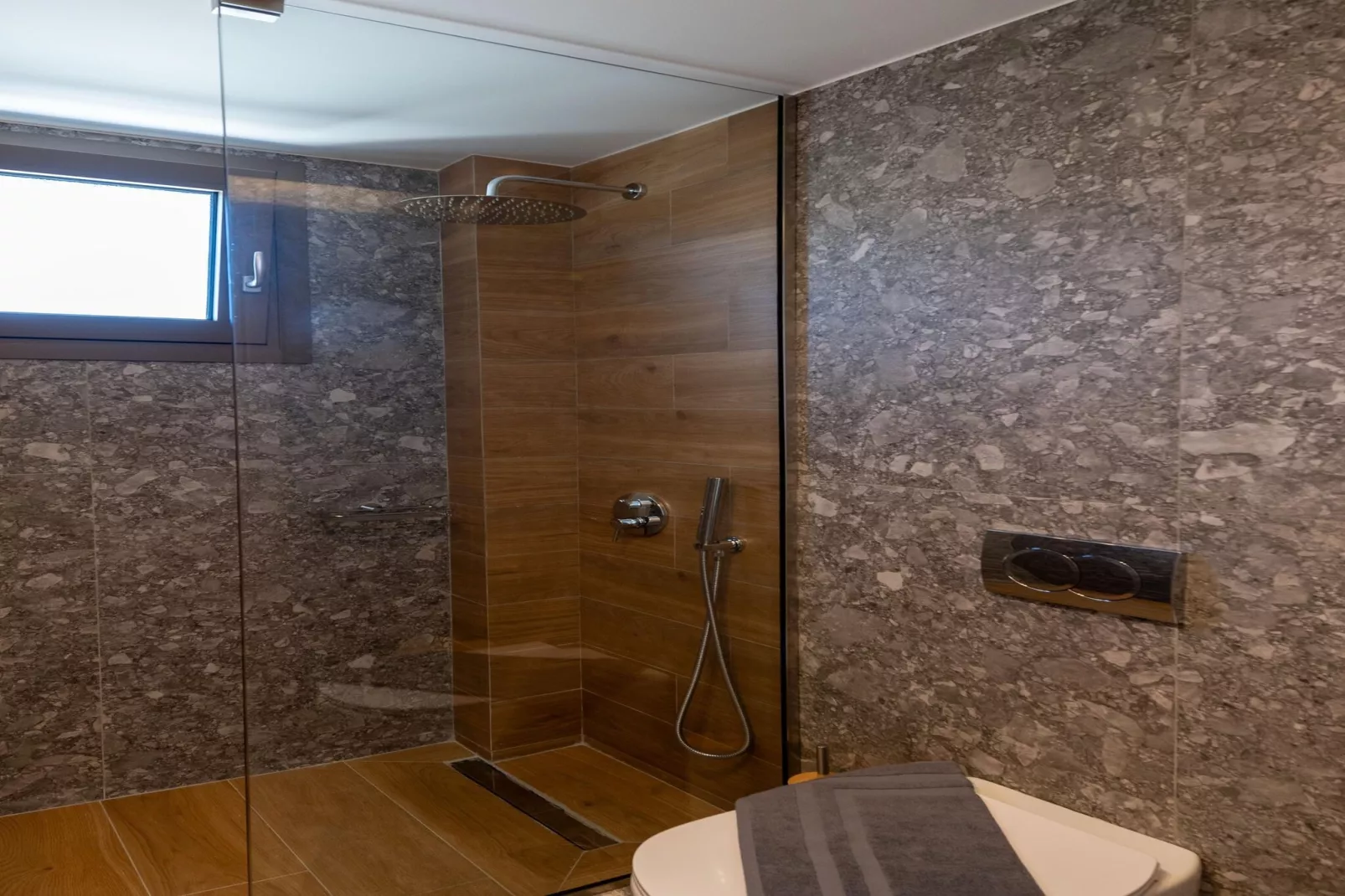Athel Panoramic view Villas Stavros-Bathroom