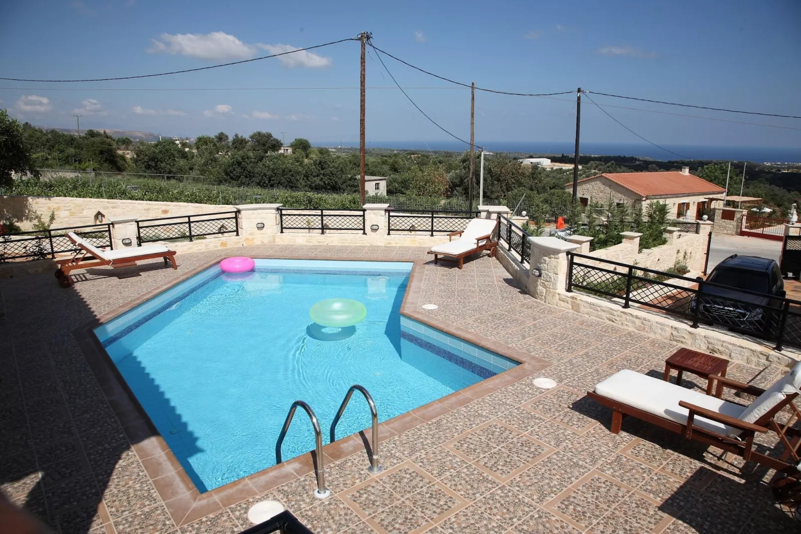 poolofhouse