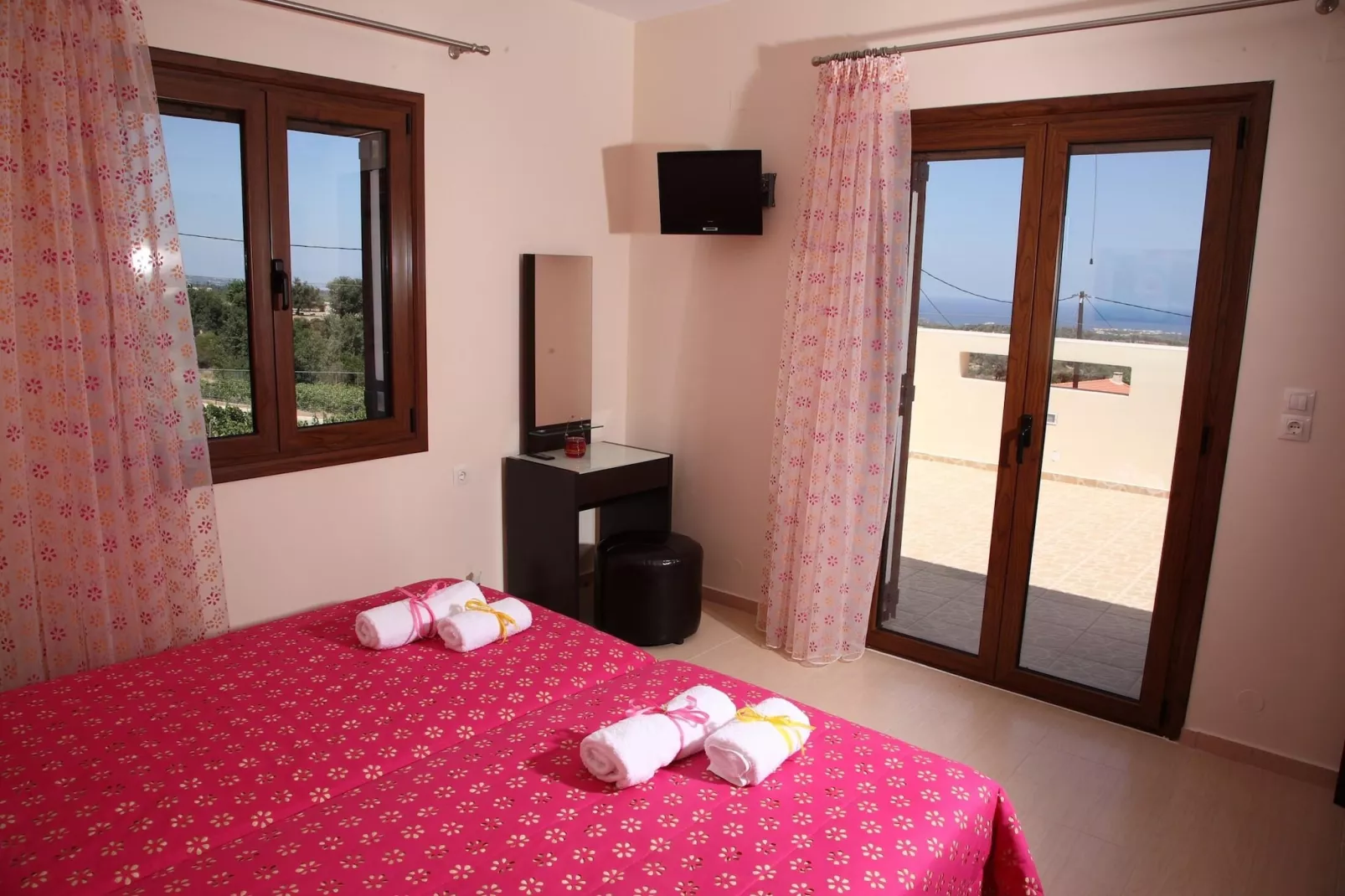 Agnanti Despoina villa with private pool-Bedroom