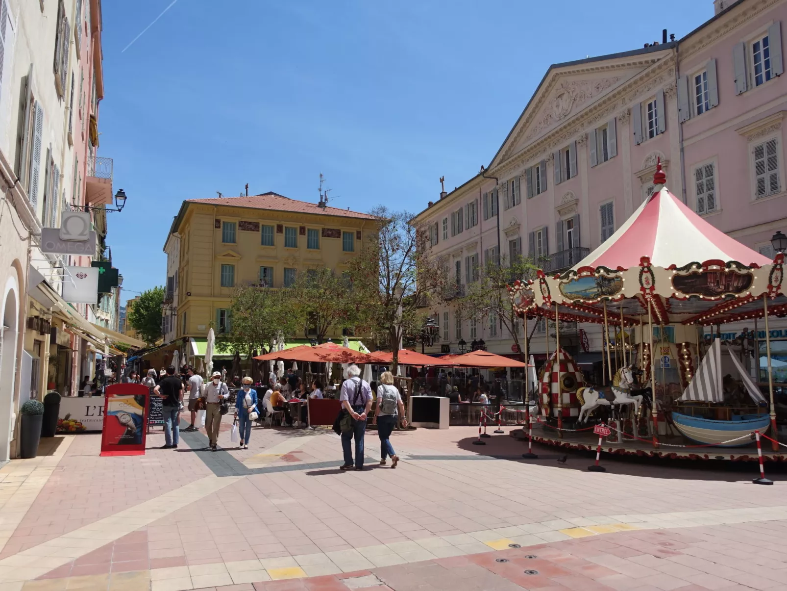 Le Diplomate-Area