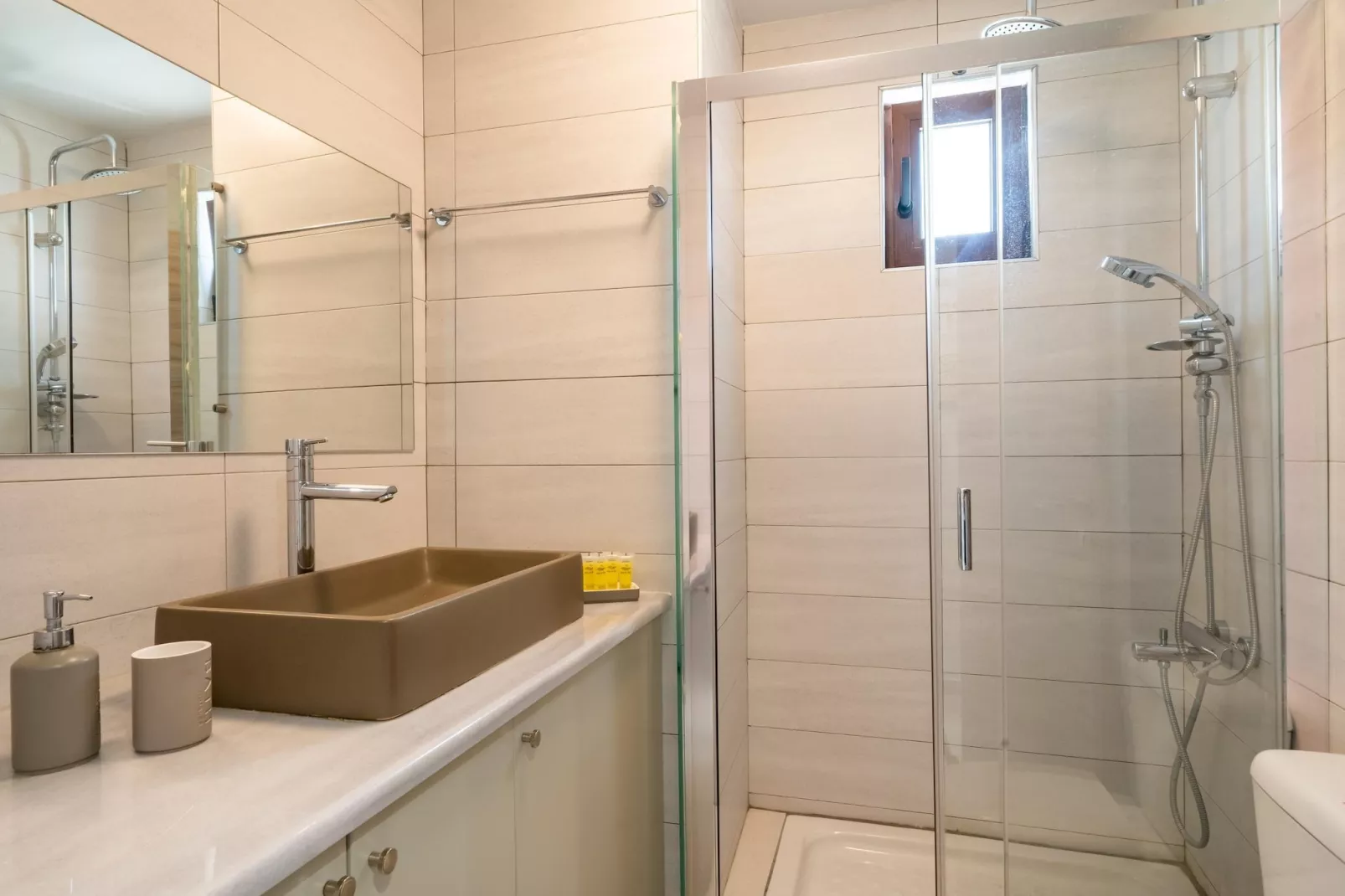 Villa Liatiko with private pool-Bathroom
