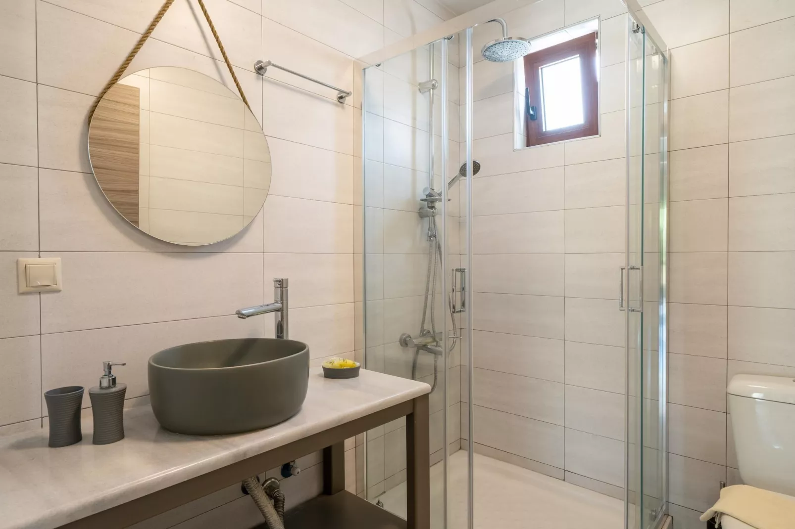 Villa Liatiko with private pool-Bathroom