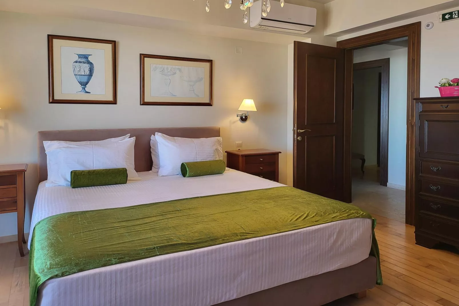 Luxury Villa Mikaela-Schlafzimmer