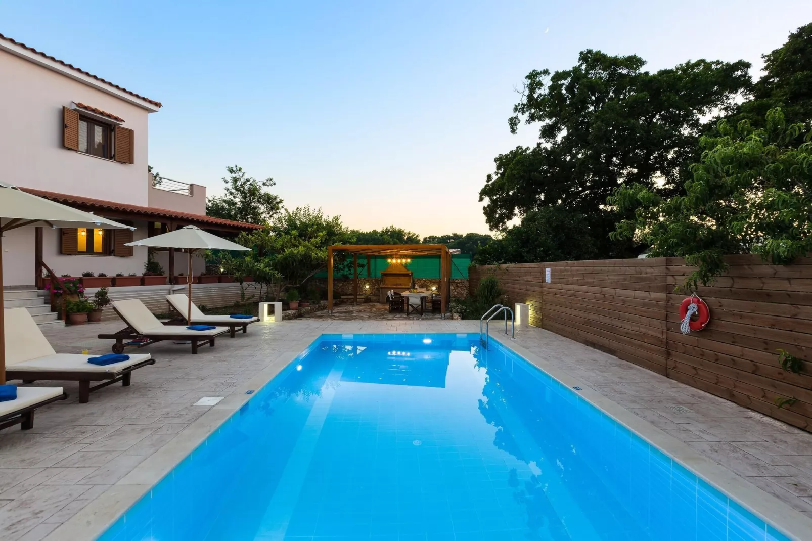 Villa Aspa in Prines-Pool