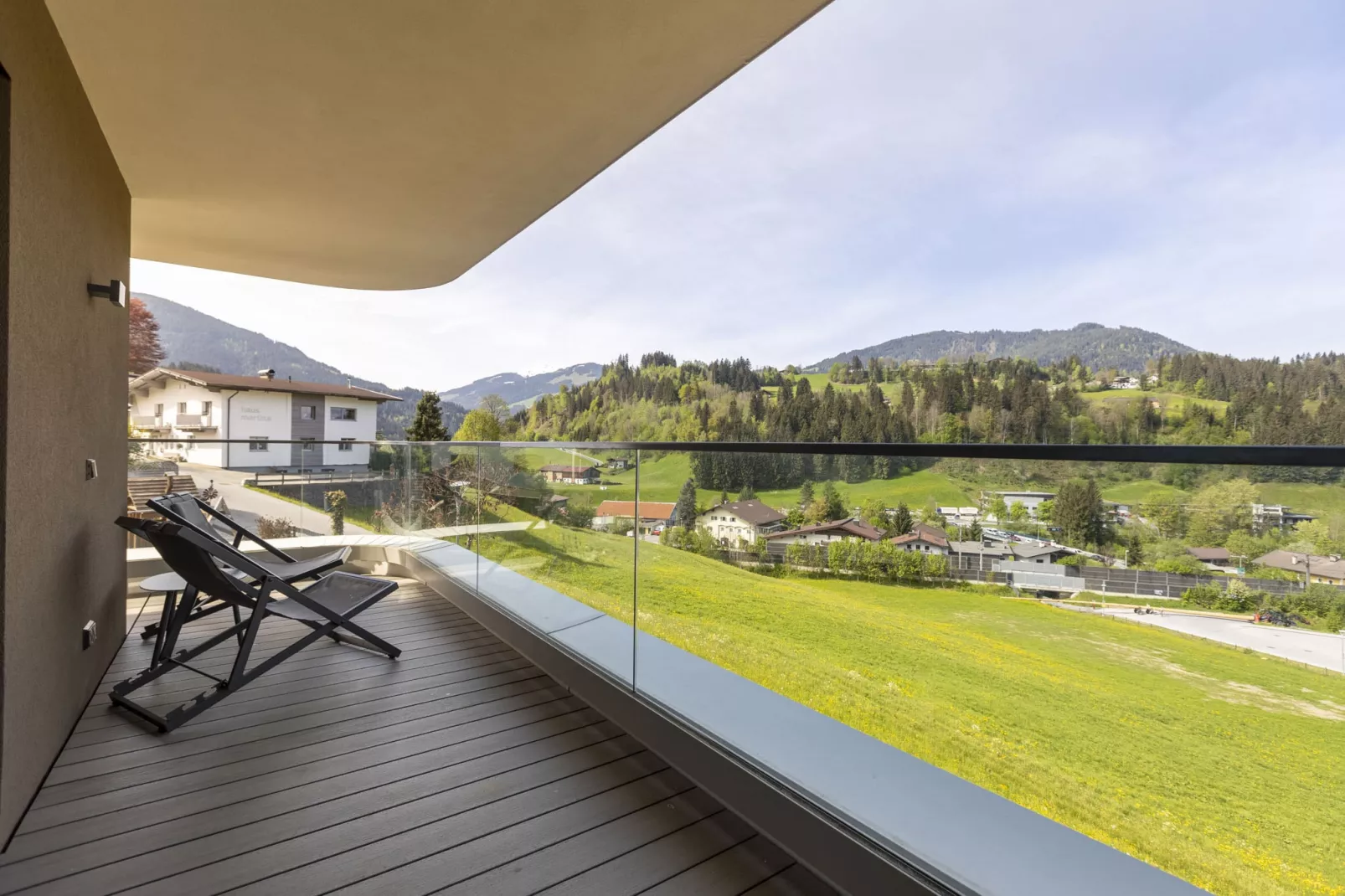 Brixental Suites 1-Terrace balcony