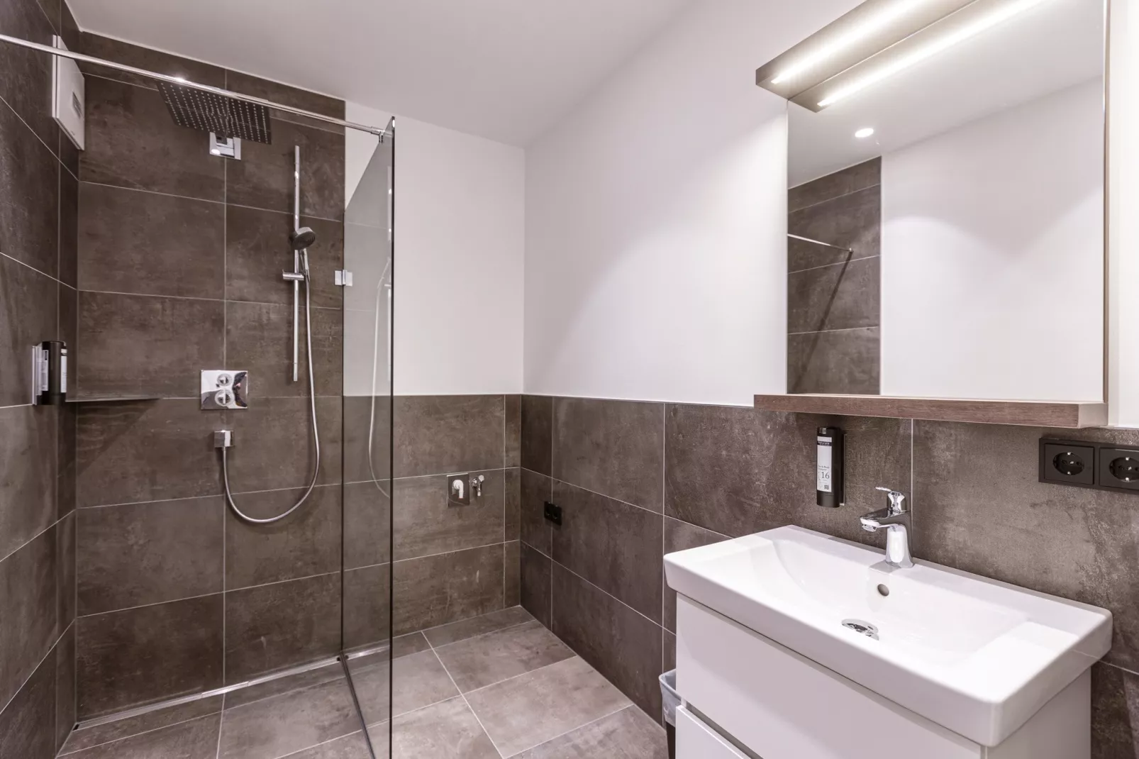 Brixental Suites 2-Bathroom