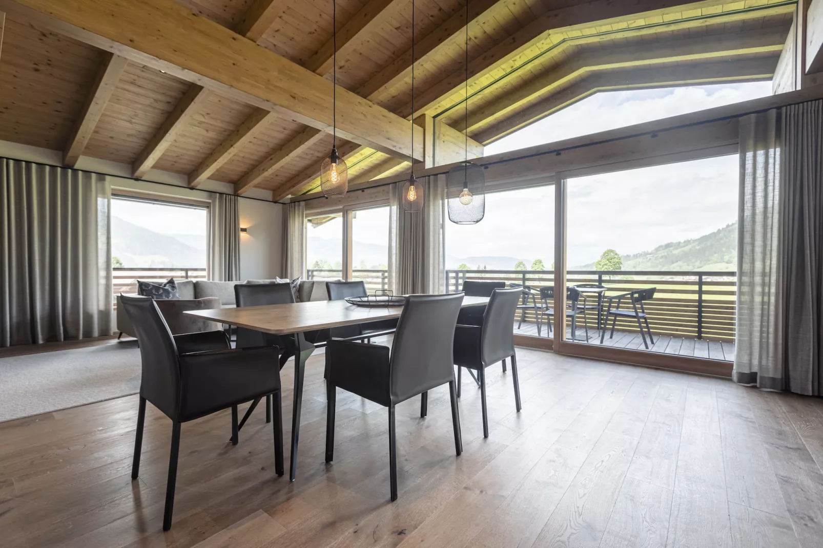 Chalet 149 Westendorf 1-Dining room