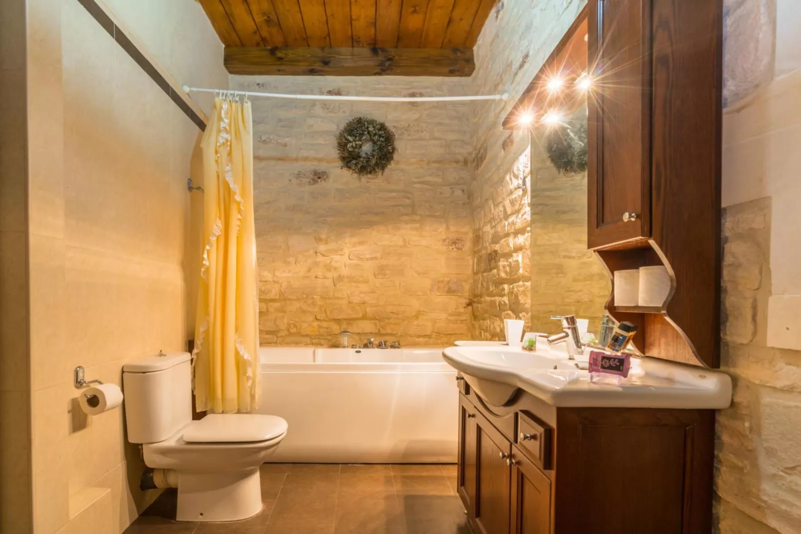 Villa Marcos Chara in Asteri-Bathroom