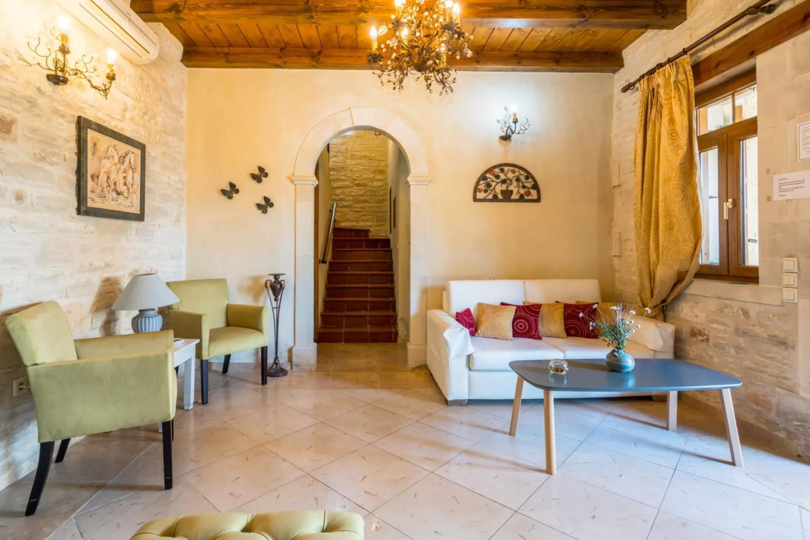 Villa Marcos Chara in Asteri-Living room