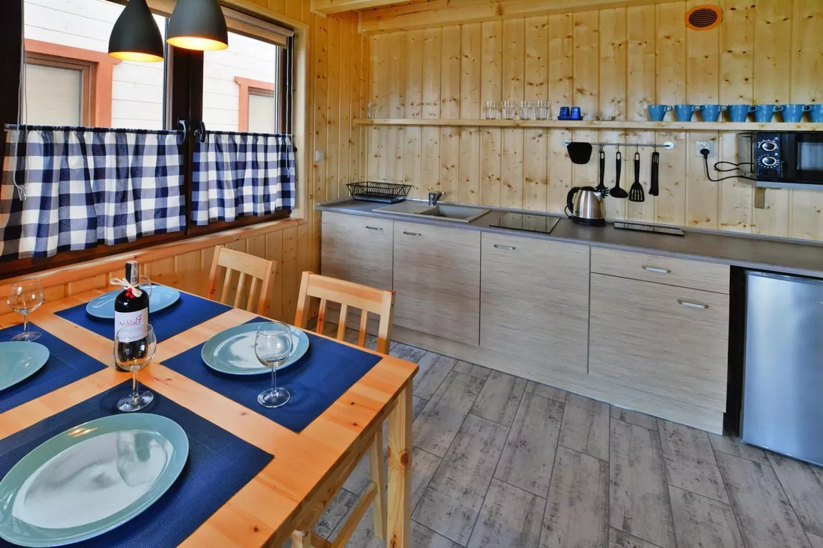 Domki wakacyjne dla 6 osób Sianożęty-Kitchen