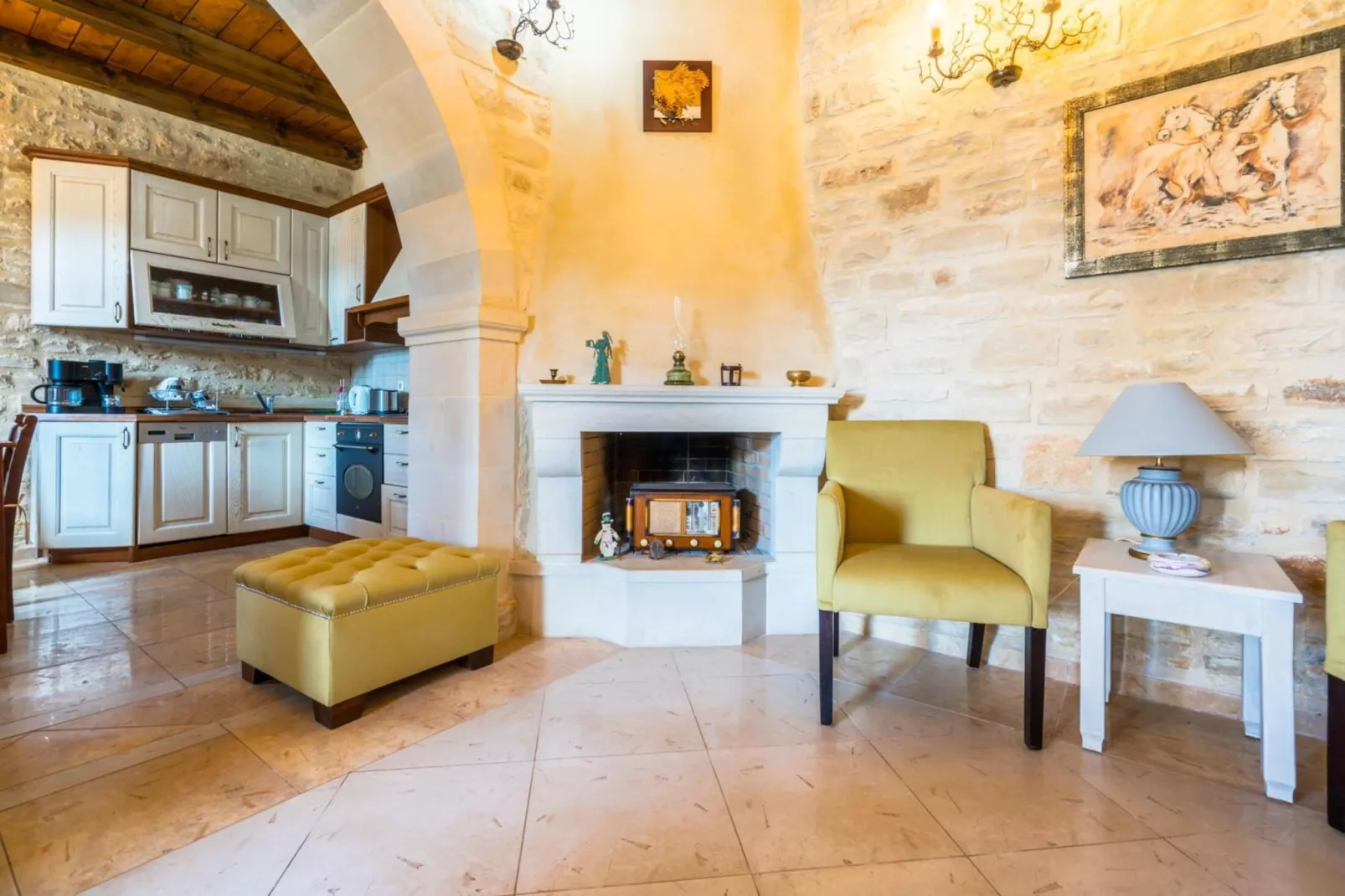 Villa Marcos Chara in Asteri-Living room