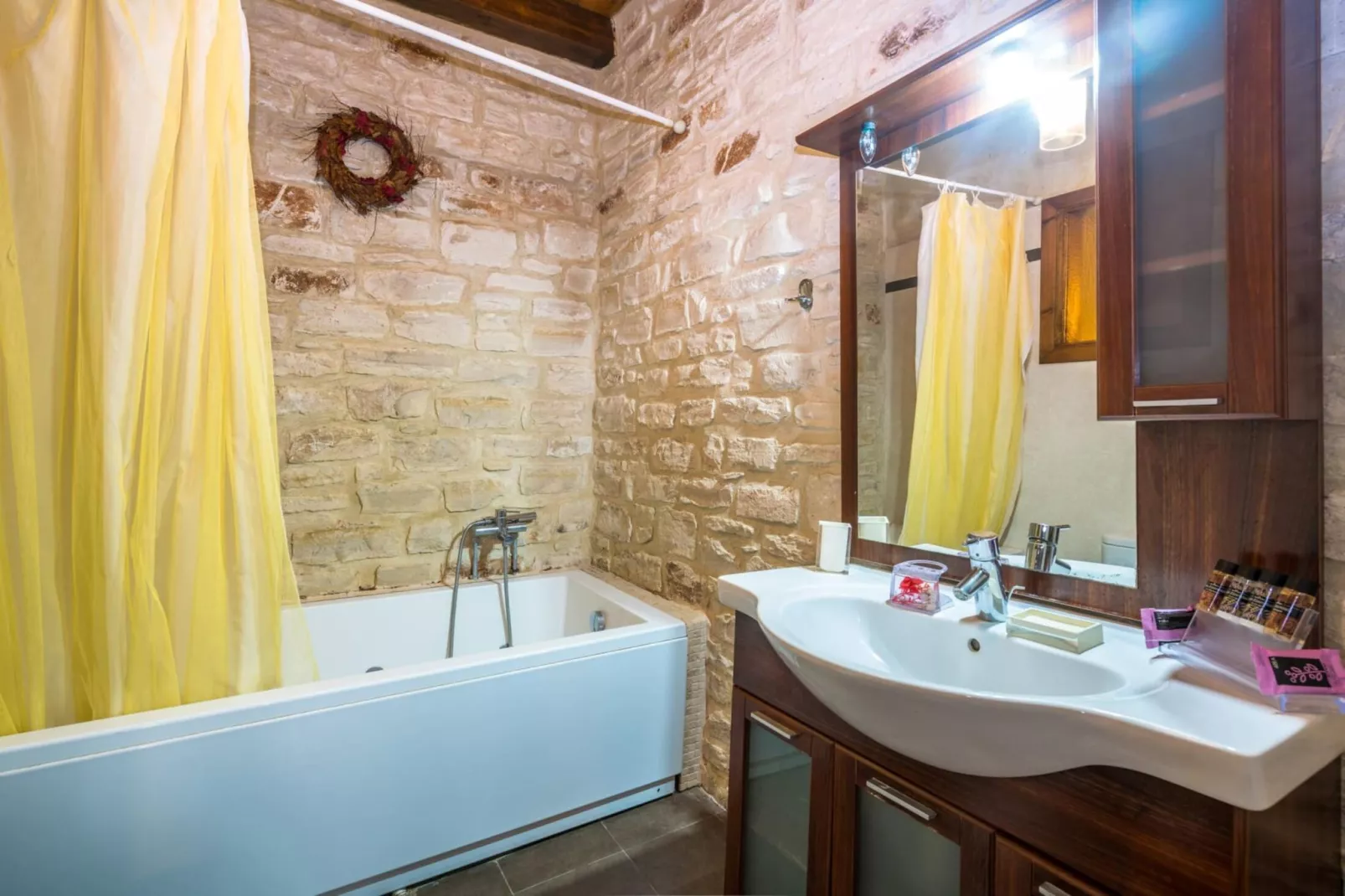 Villa Marcos Chara in Asteri-Bathroom