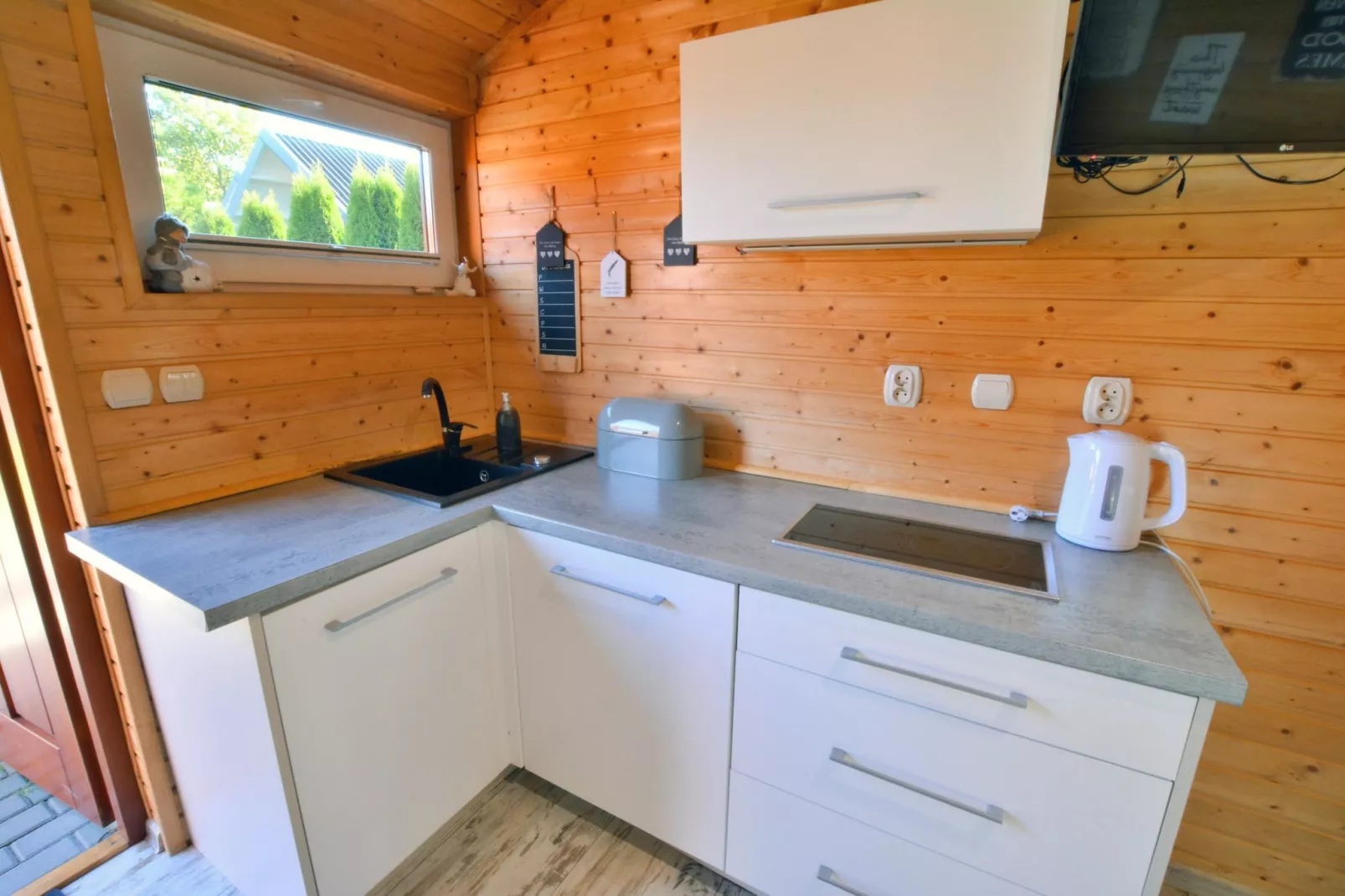 Domek całoroczny starszy TYP A Ustronie Morskie-Kitchen