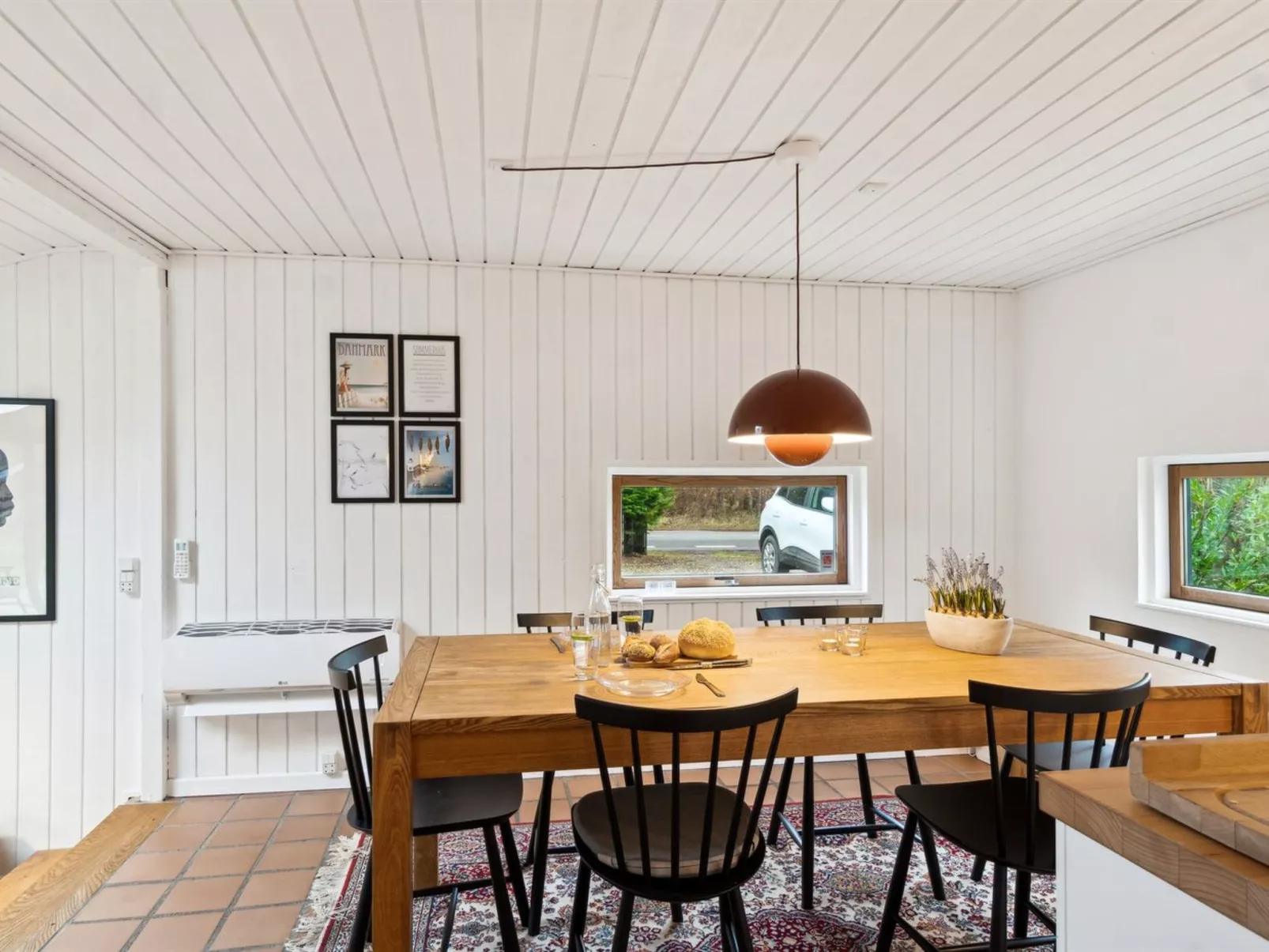 "Nnykka" - 950m from the sea-Inside