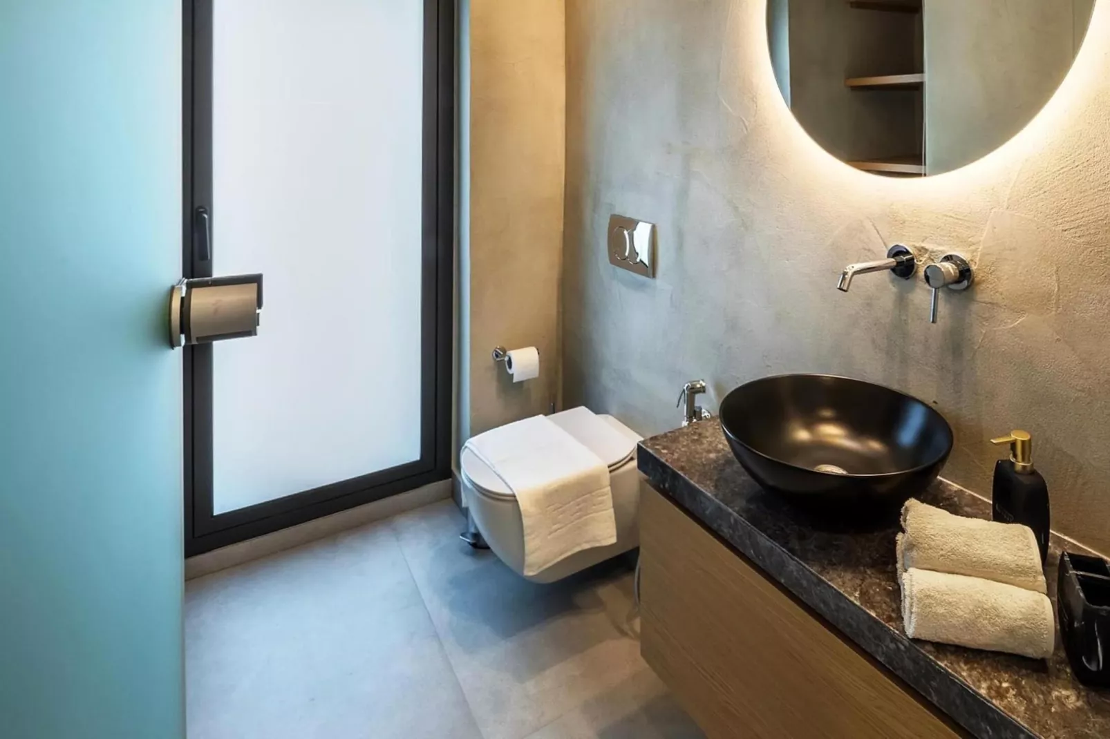 Villa Kamelia with pool-Bathroom