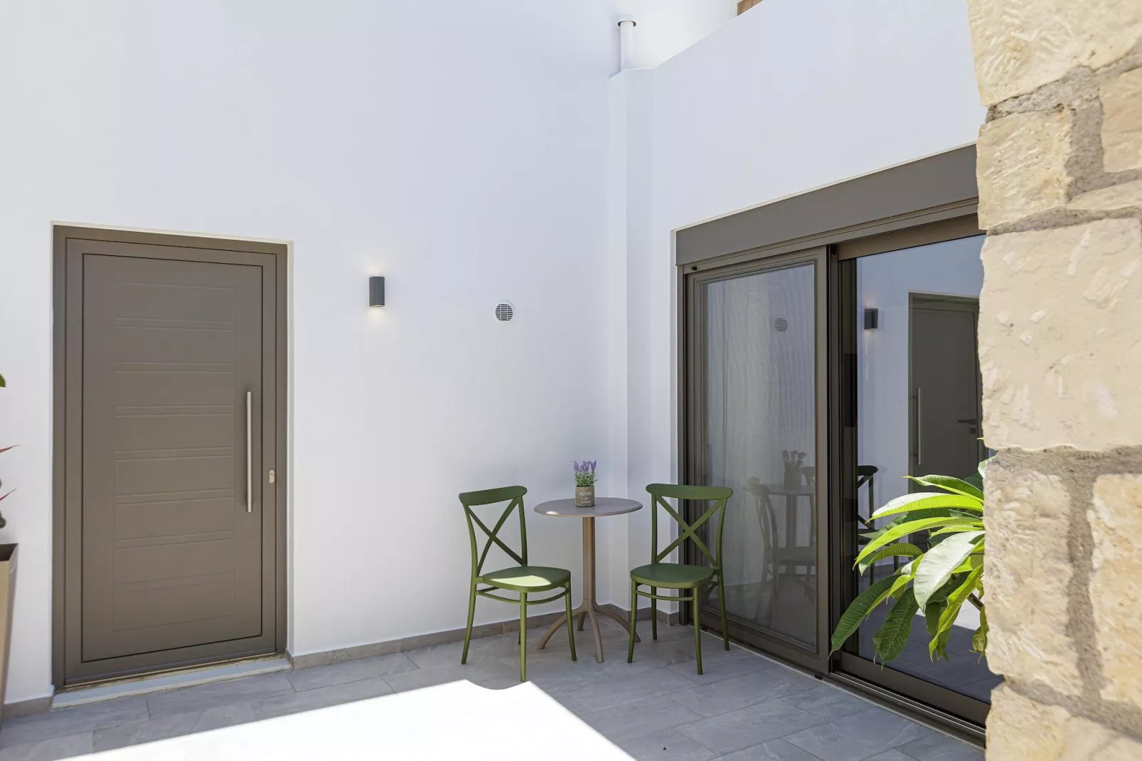 Eveland Accessible Villa 1-Terrace balcony