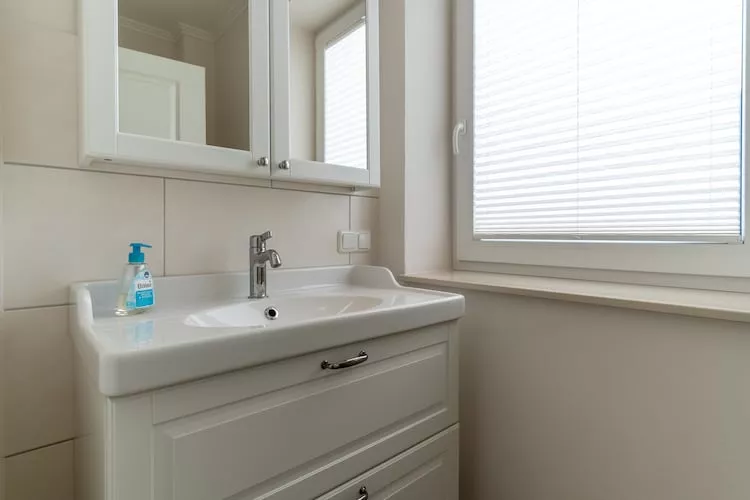 Haus Poller 23-Badezimmer