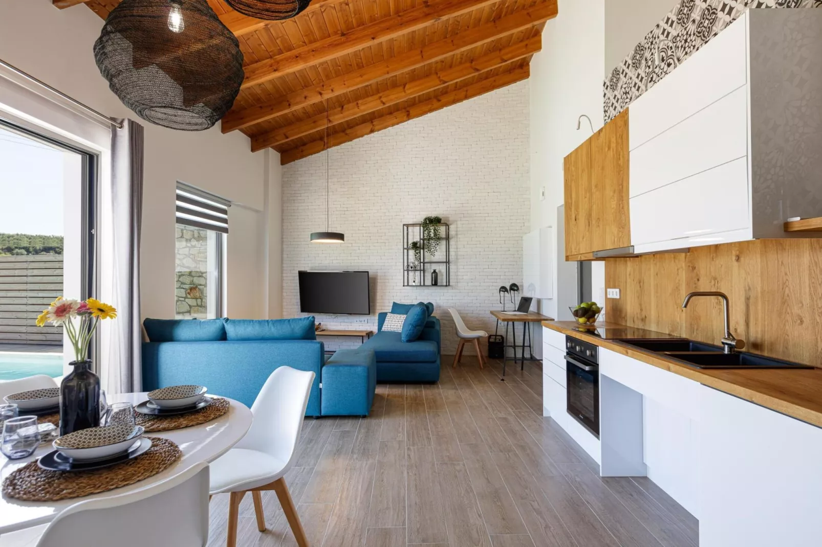 Eveland Accessible Villa 2-Living room