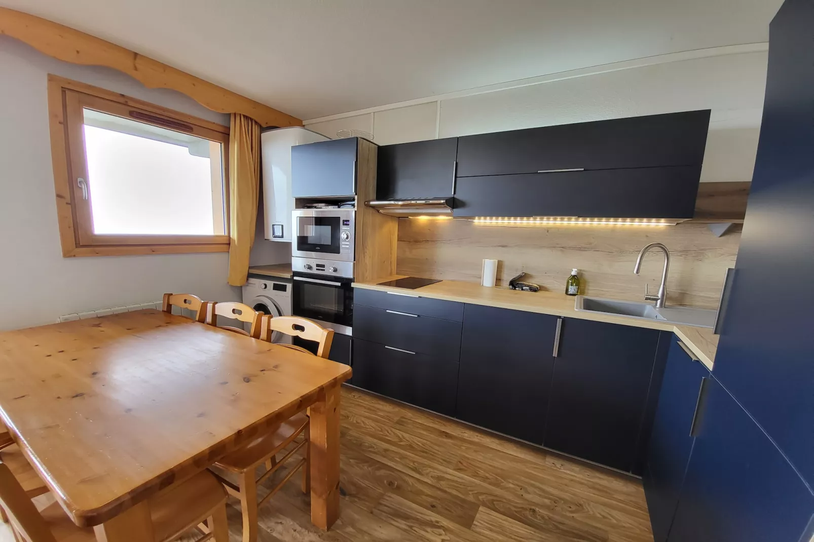 Vercors 2 020-FAMILLE & MONTAGNE appart. 6 pers-Kitchen