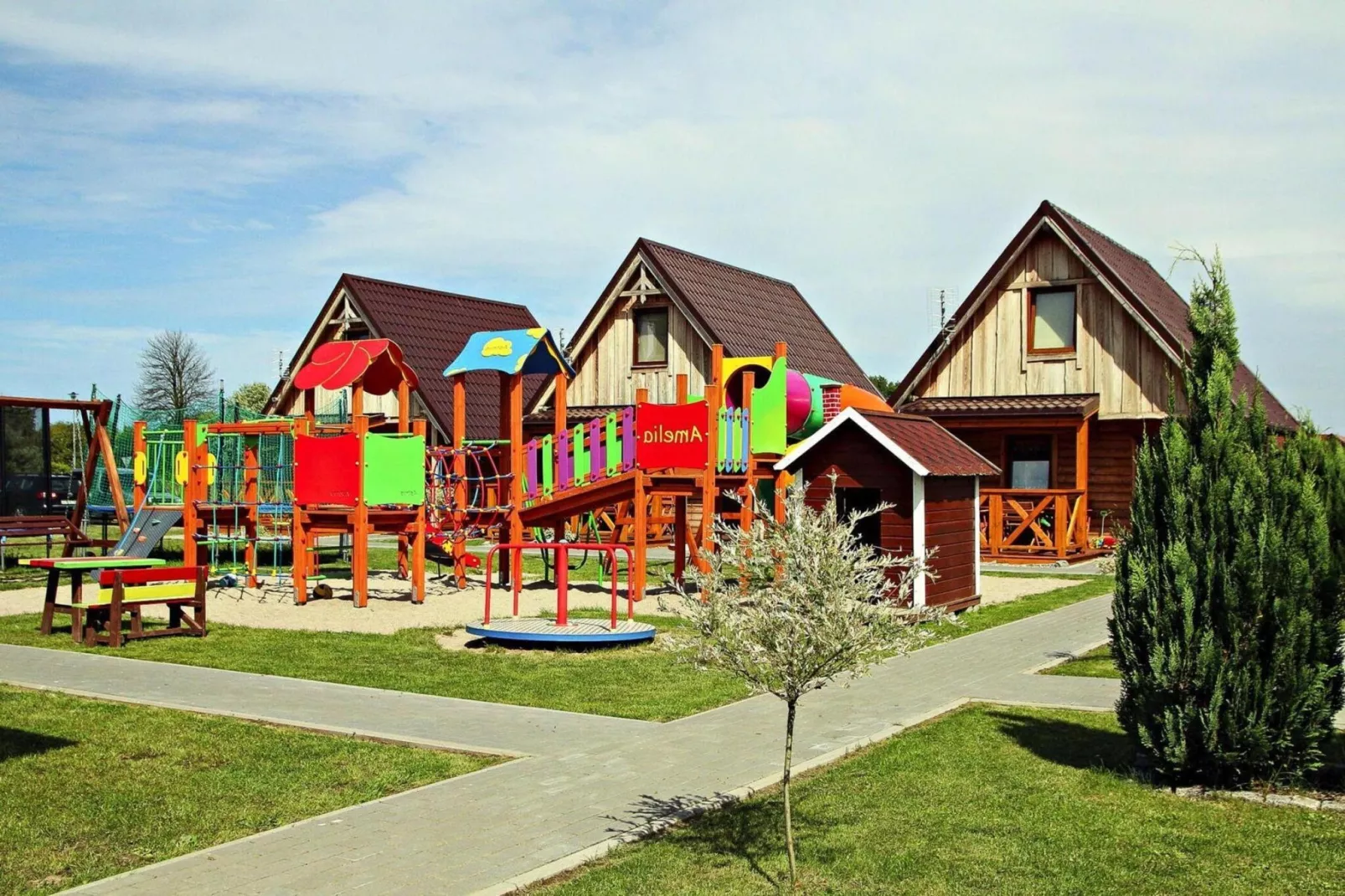 Domek piętrowy TYP C Ustronie Morskie-Extérieur été