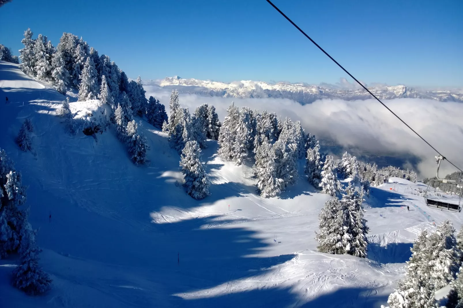 Vercors 2 052-FAMILLE & MONTAGNE studio 4 pers-Area winter 1km