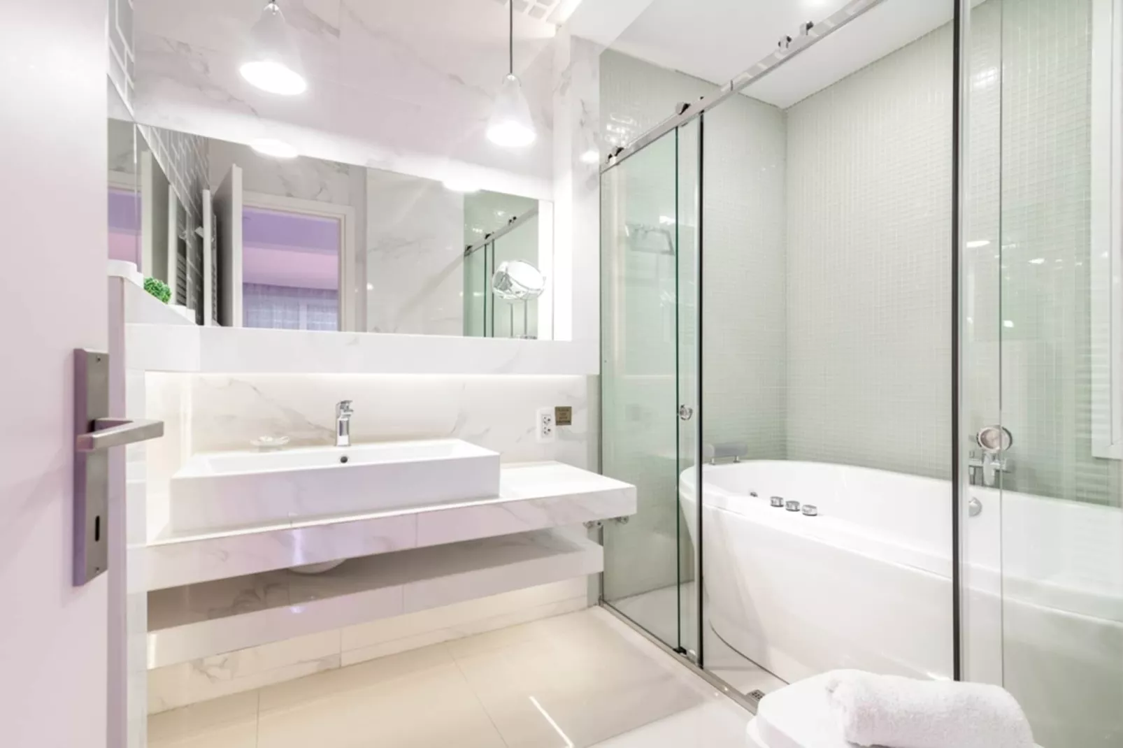 Luxury Villa Cavo Mare Meltemi with pool & jacuzzi-Bathroom