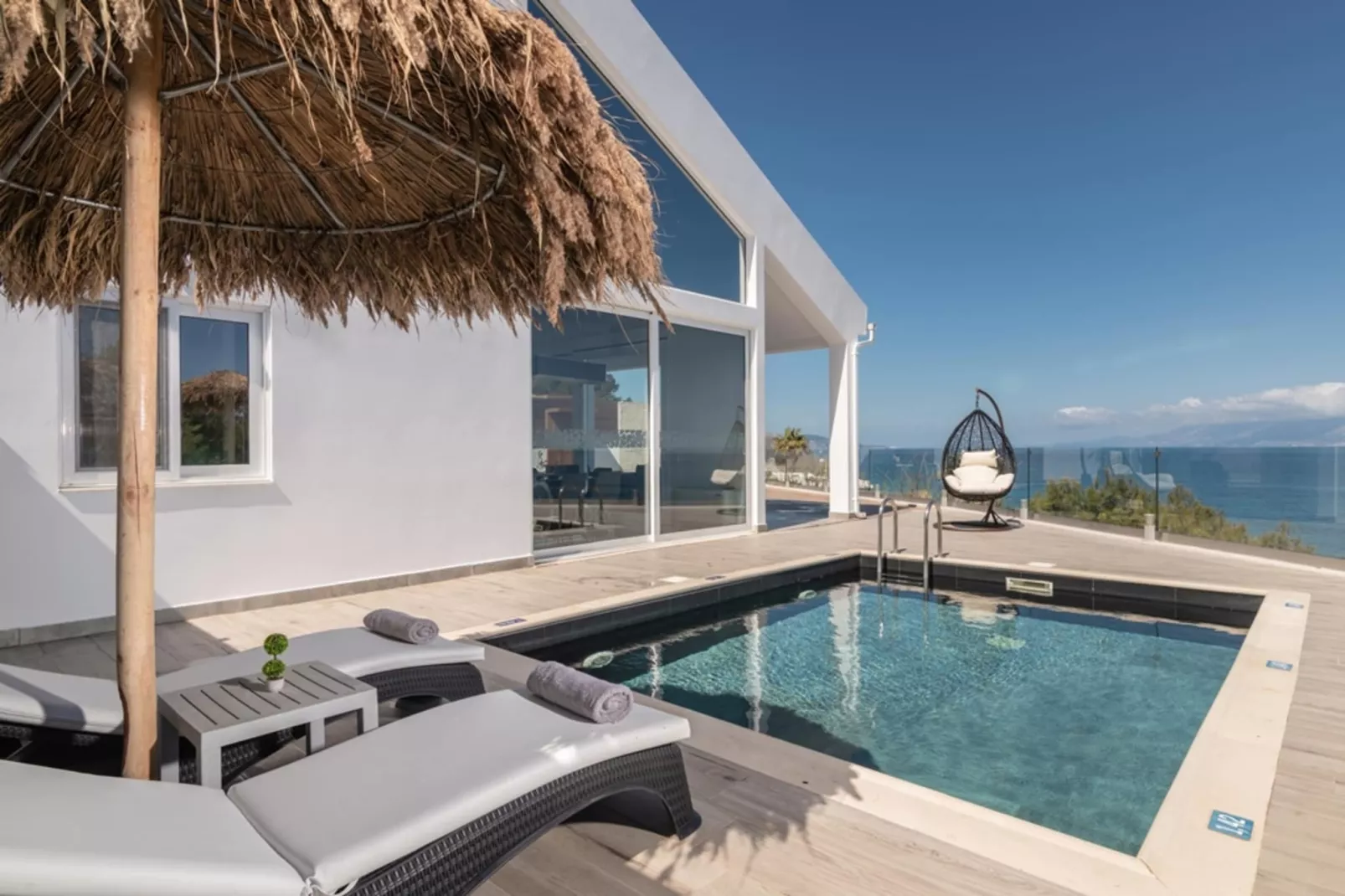 Luxury Villa Cavo Mare Meltemi with pool & jacuzzi-Pool