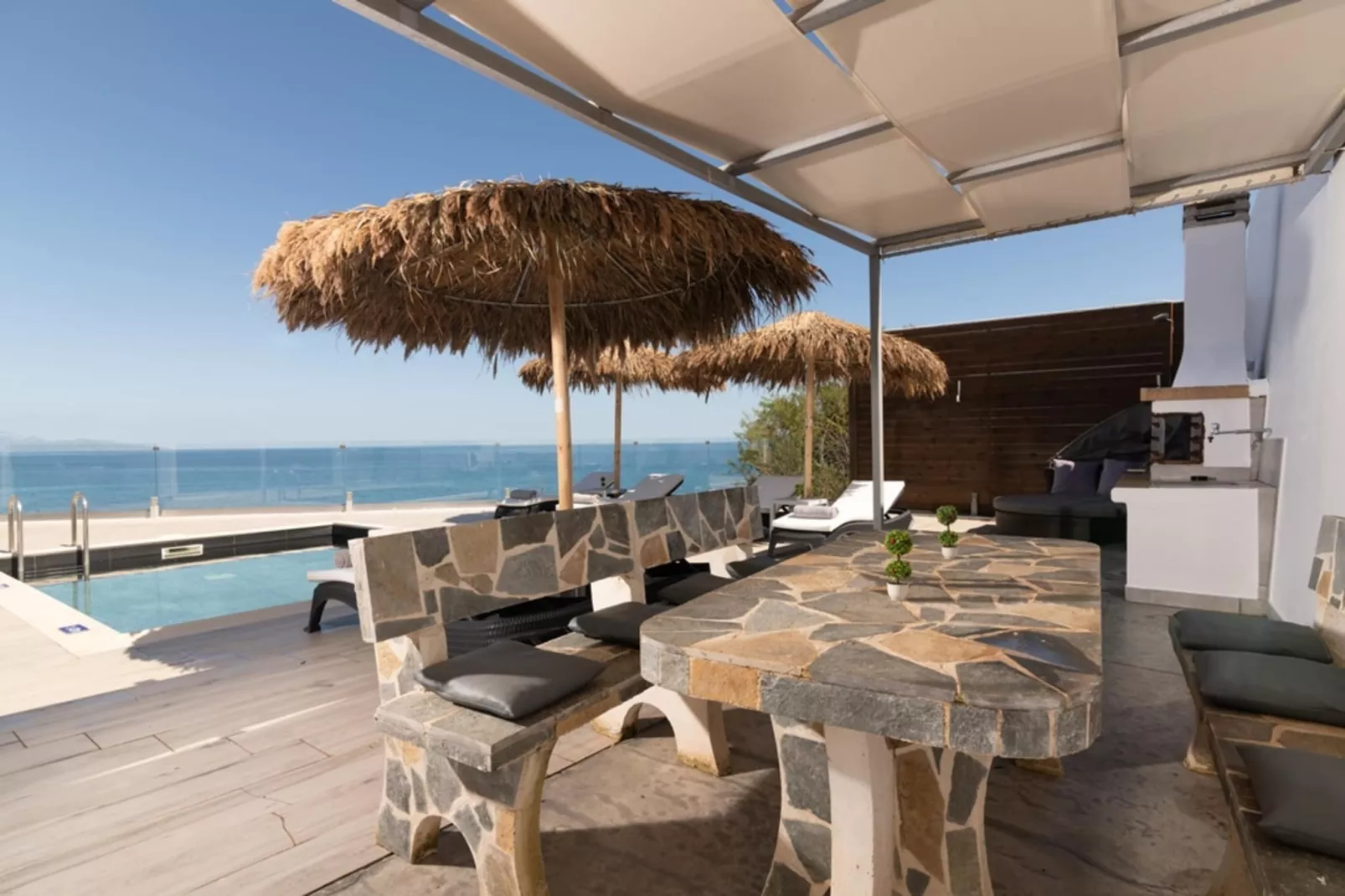 Luxury Villa Cavo Mare Meltemi with pool & jacuzzi-Terrace balcony