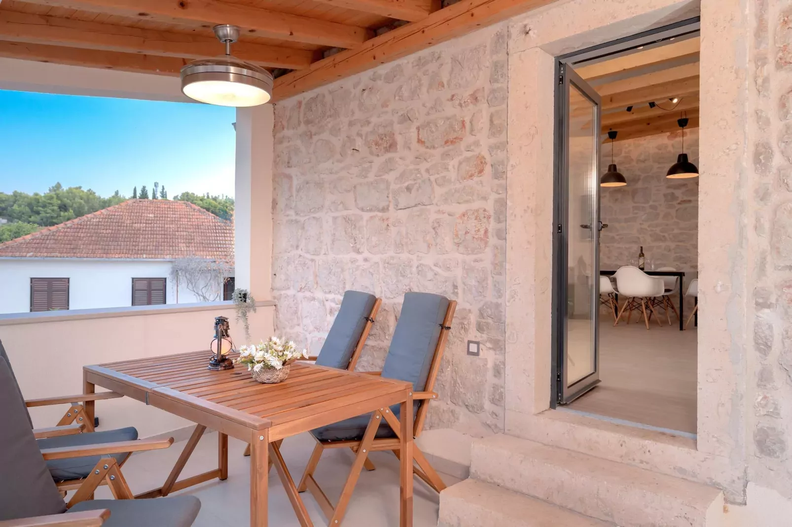 Villa Panoramic Retreat-Terrace balcony