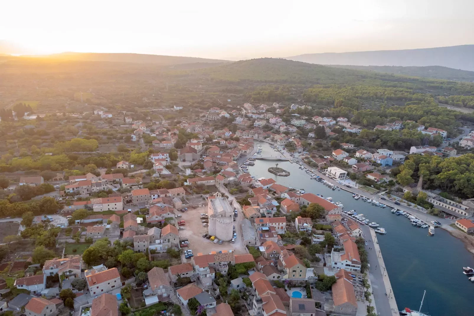 Villa Panoramic Retreat-Areas summer 5km