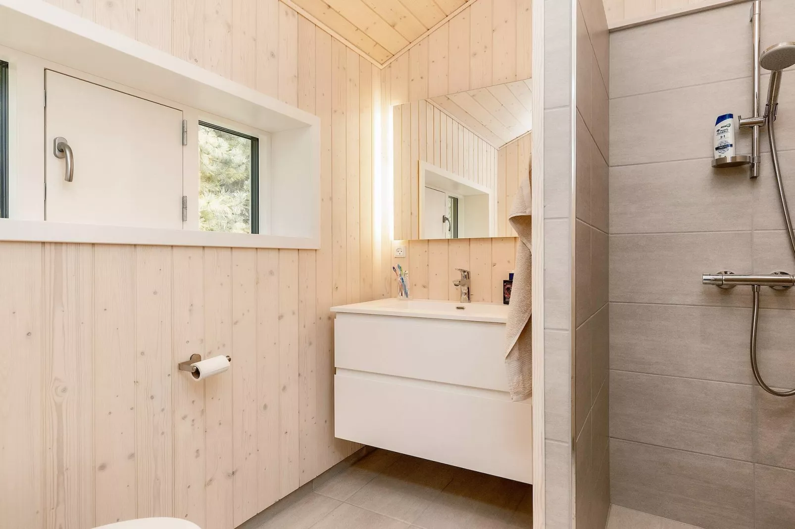5 star holiday home in Væggerløse-Indoor