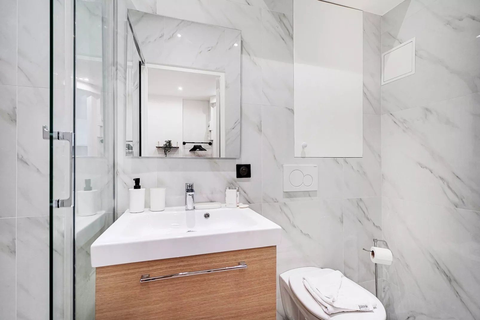 EA-5-LECHAPELAIS-IV-Bathroom
