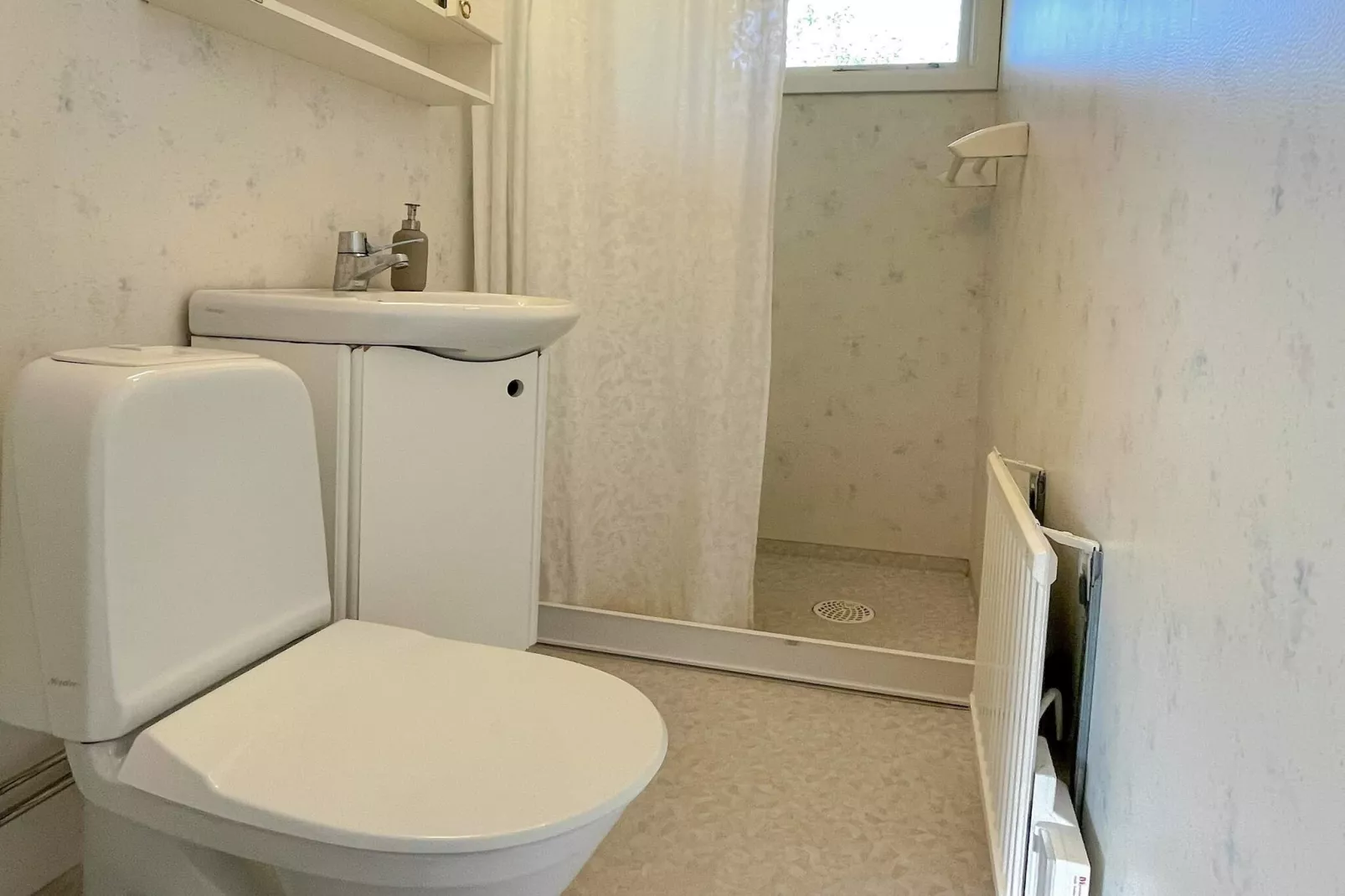 4 person holiday home in LÖTTORP-Indoor