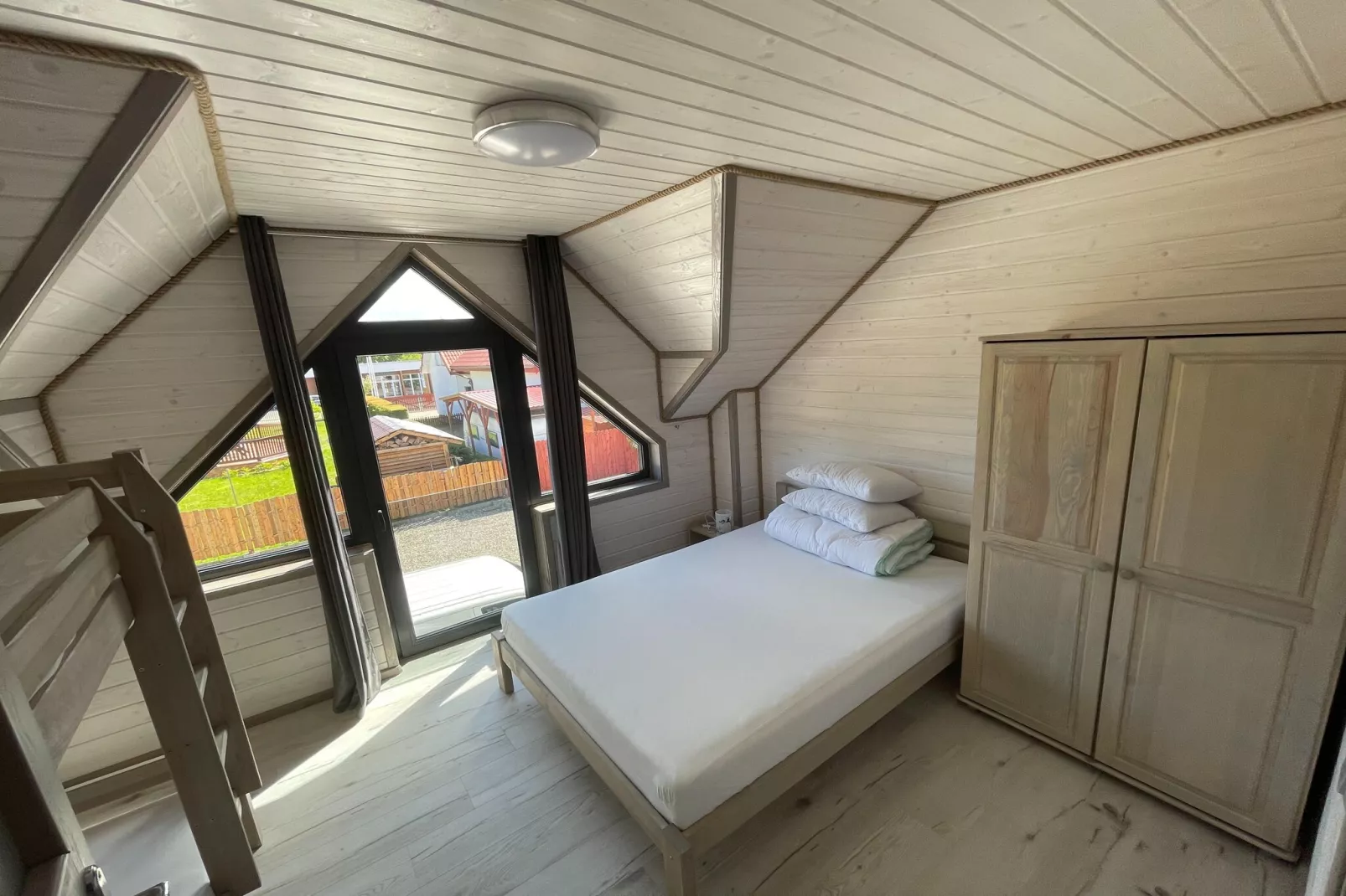 Domki wakacyjne PREMIUM PLUS dla 6 osób Sianożęty-Bedroom