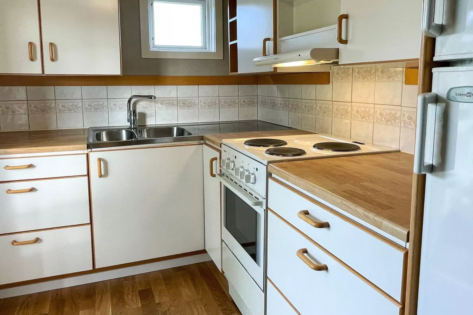 4 person holiday home in LÖTTORP-Indoor