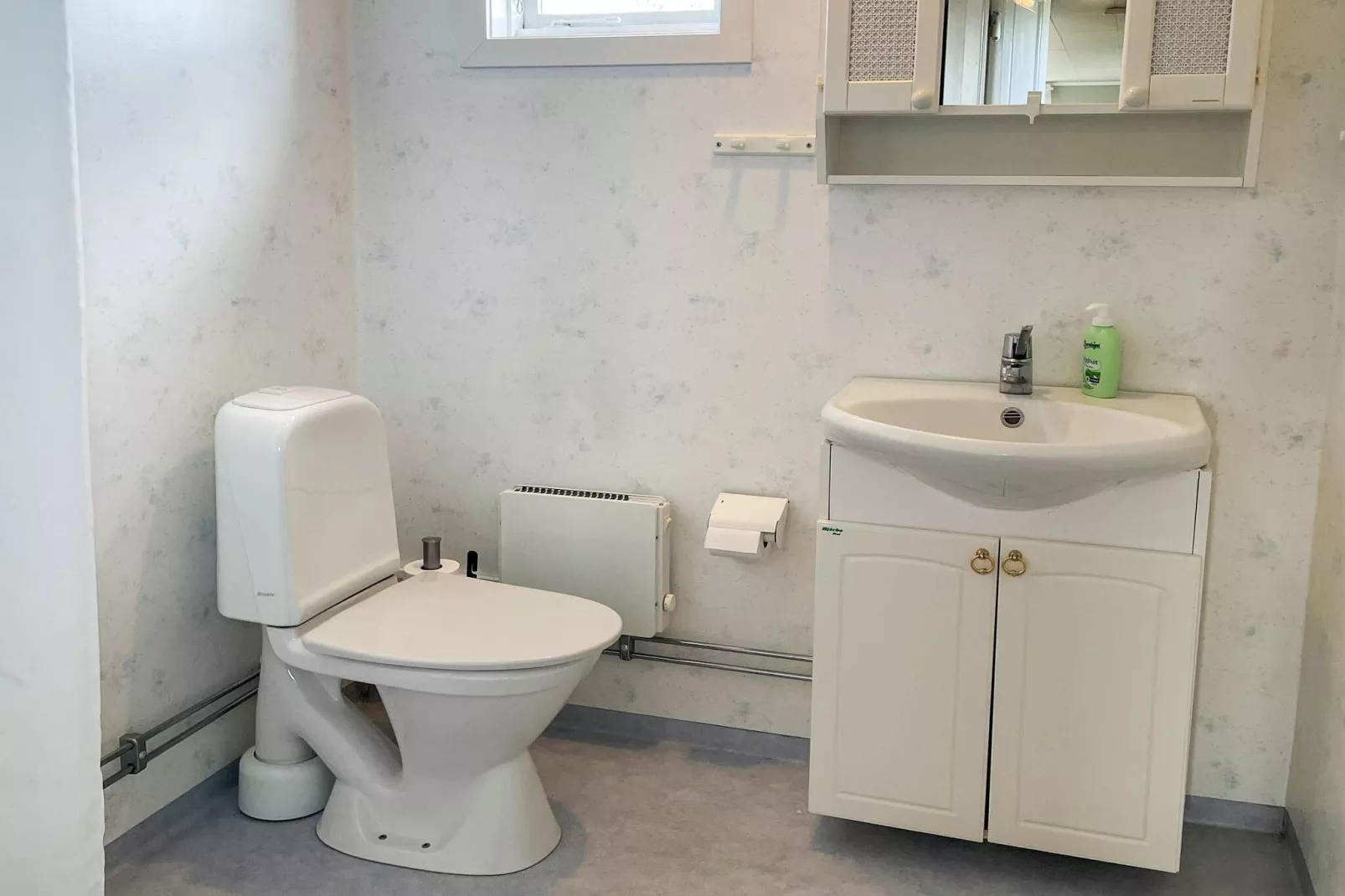 4 person holiday home in LÖTTORP-Indoor
