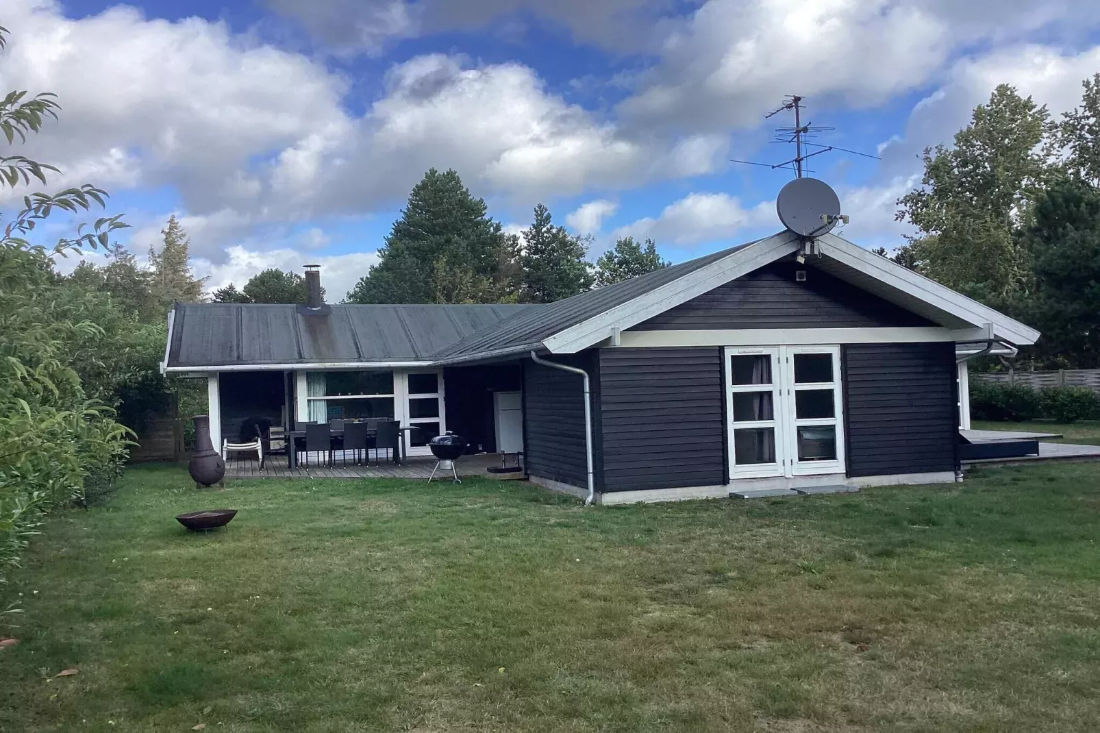 4 Sterne Ferienhaus in Væggerløse-Außenbereich