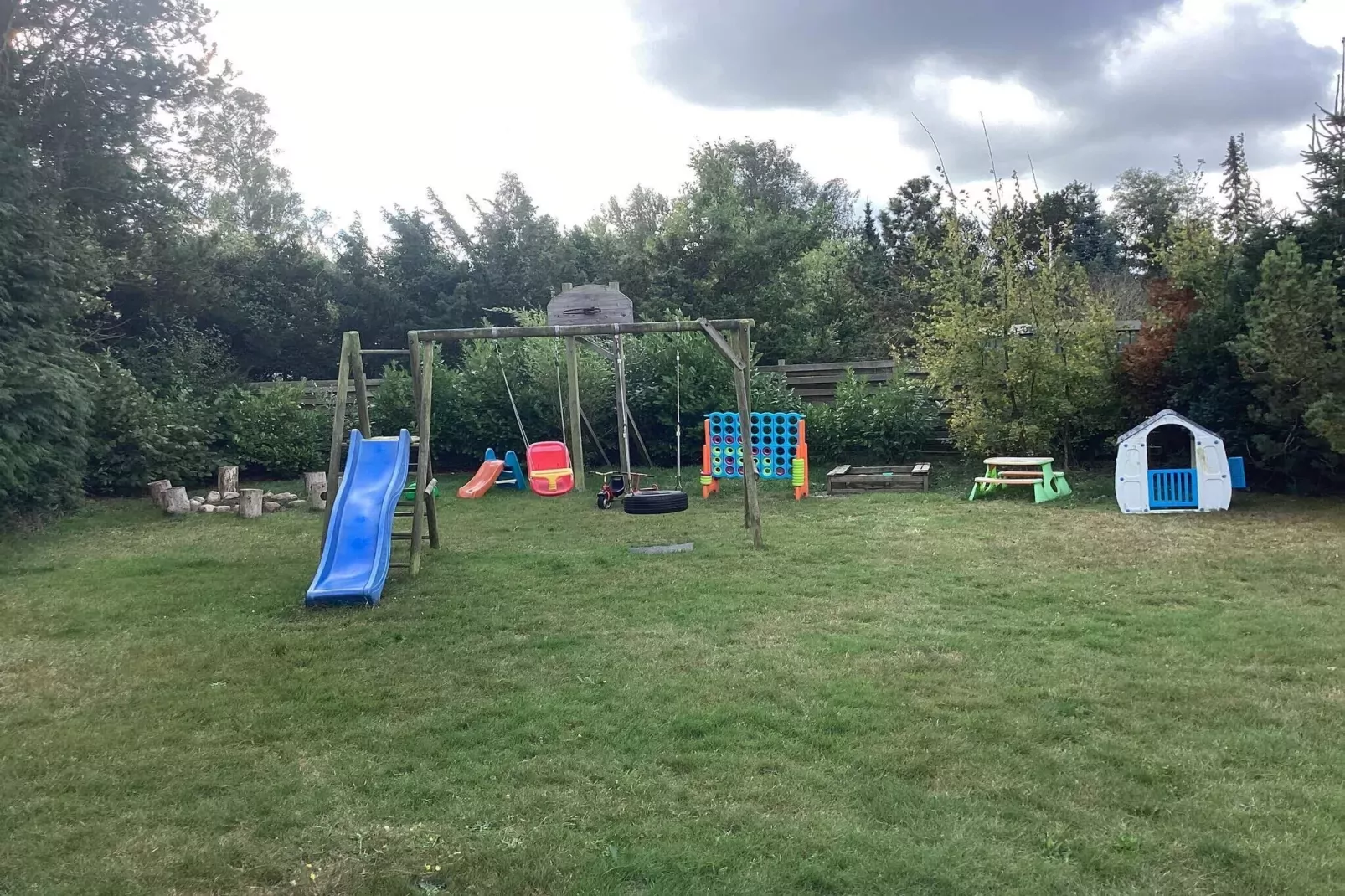 4 Sterne Ferienhaus in Væggerløse-Außenbereich