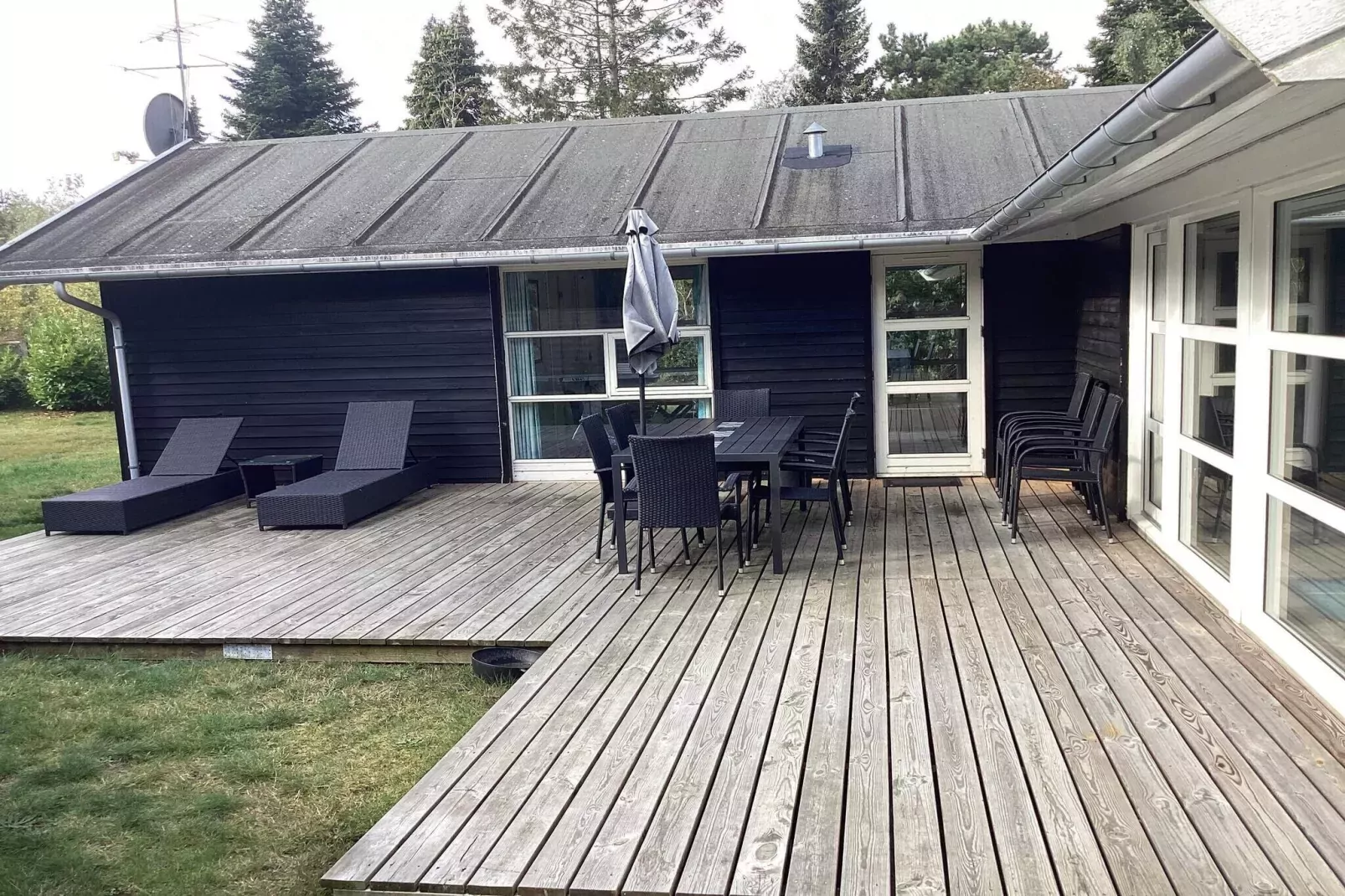 4 Sterne Ferienhaus in Væggerløse-Außenbereich