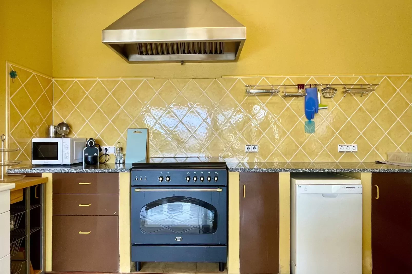 VILLA CANTABRIC-Kitchen