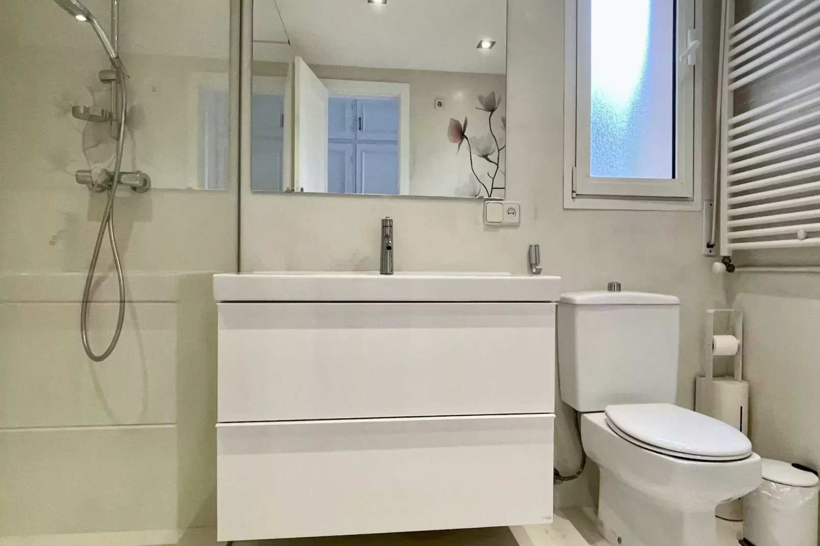 VILLA CANTABRIC-Bathroom